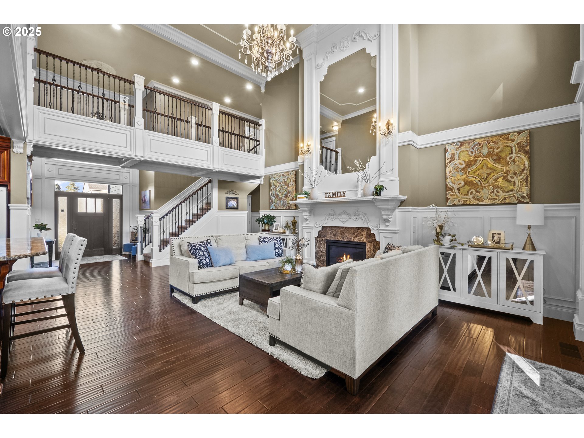 property viewer photo 4