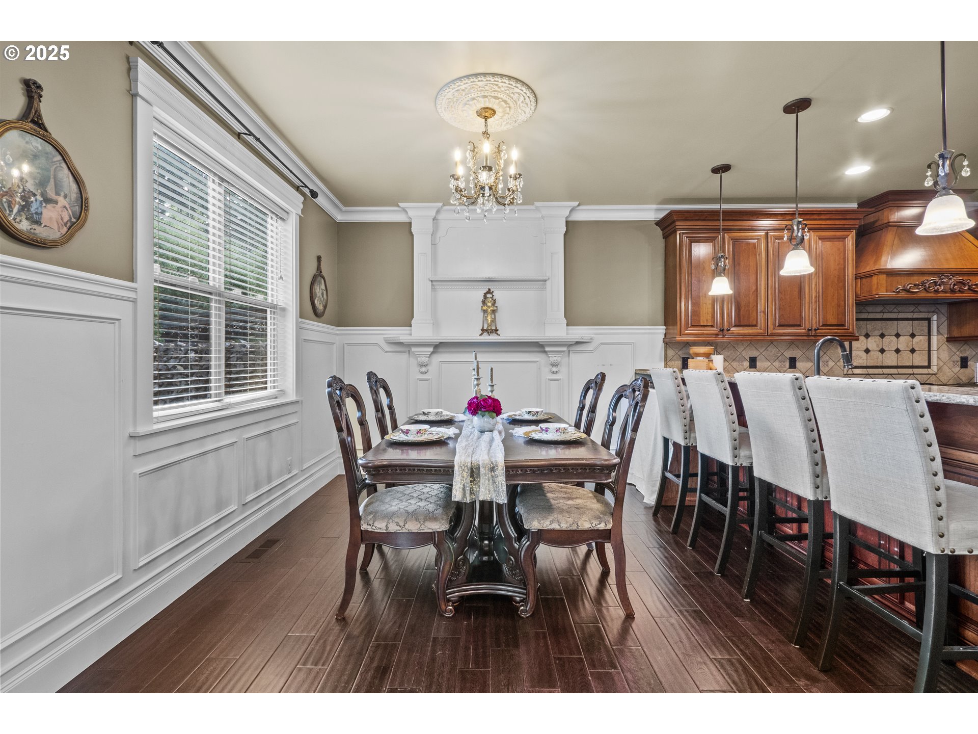 property viewer photo 5