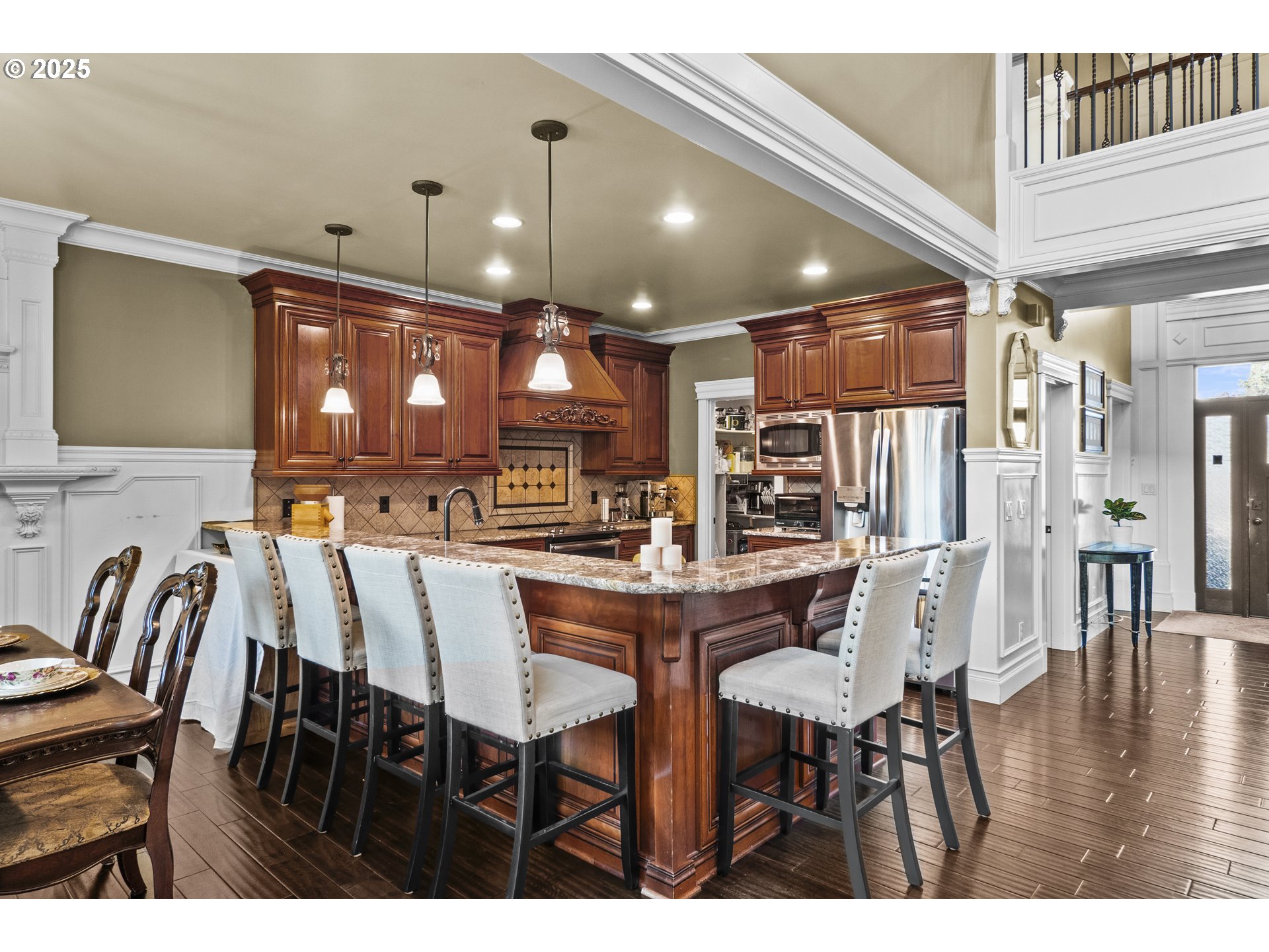 property viewer photo 7