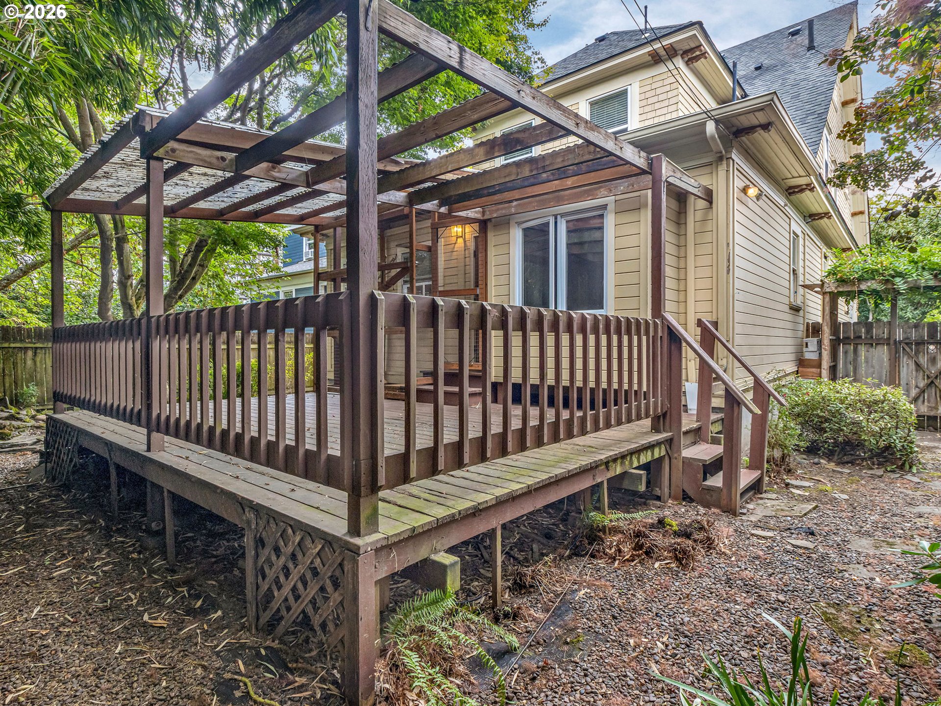 main property photo 39