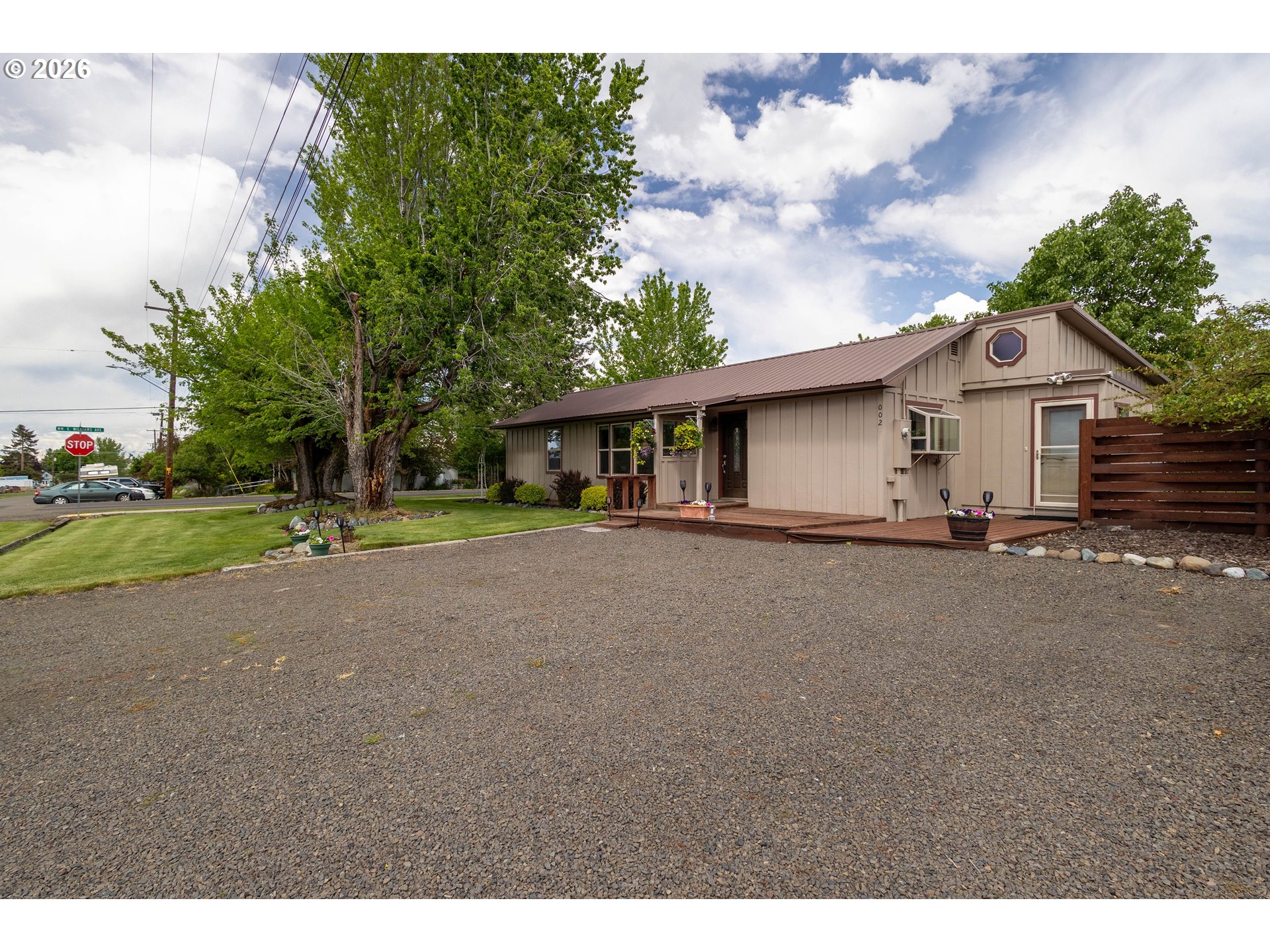main property photo 20