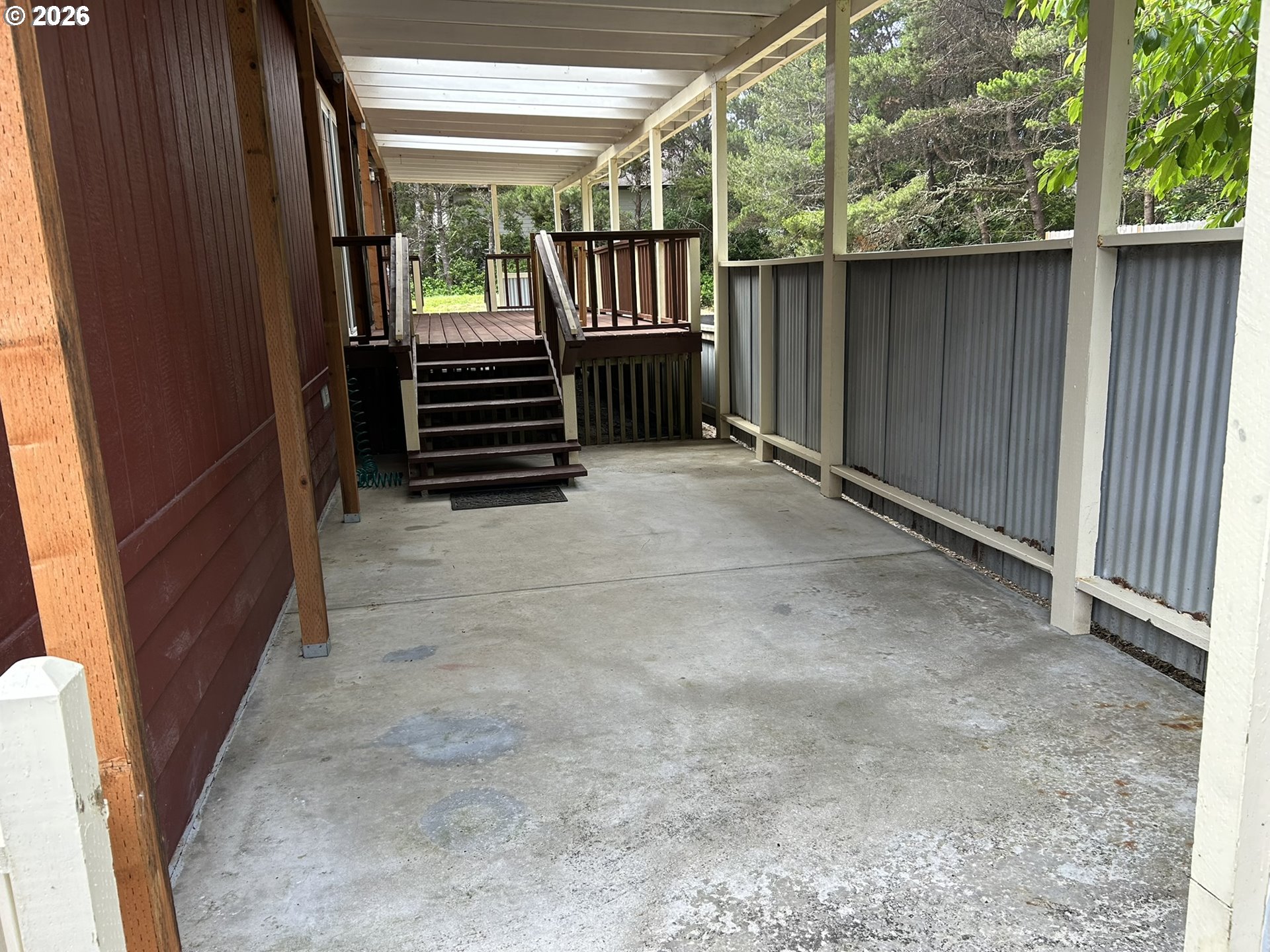 main property photo 40