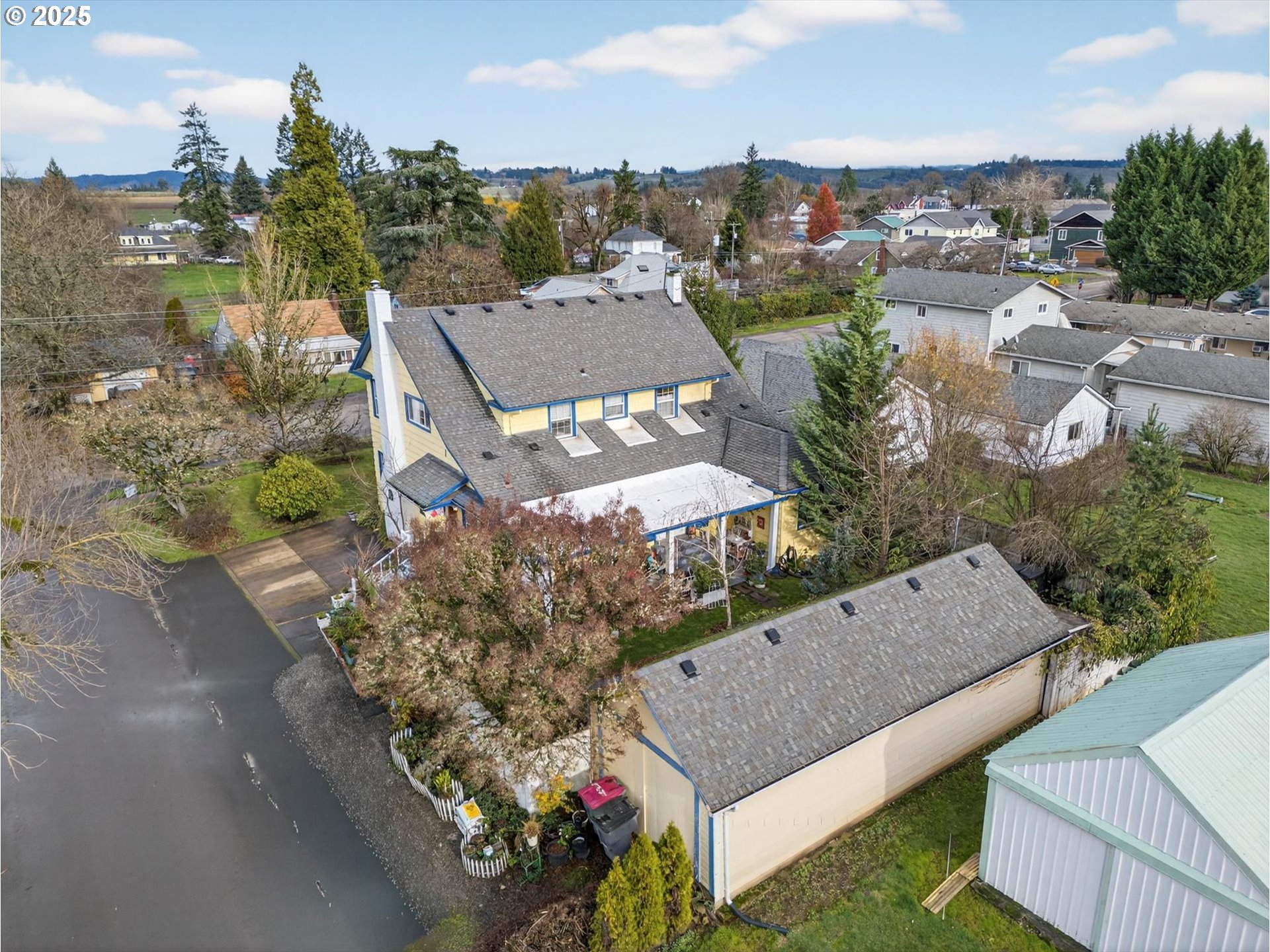 main property photo 42