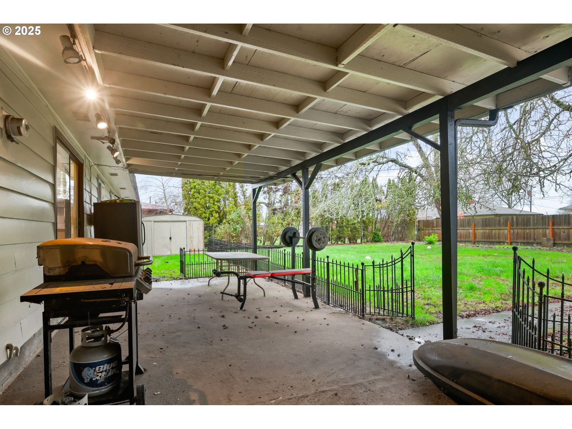 main property photo 26