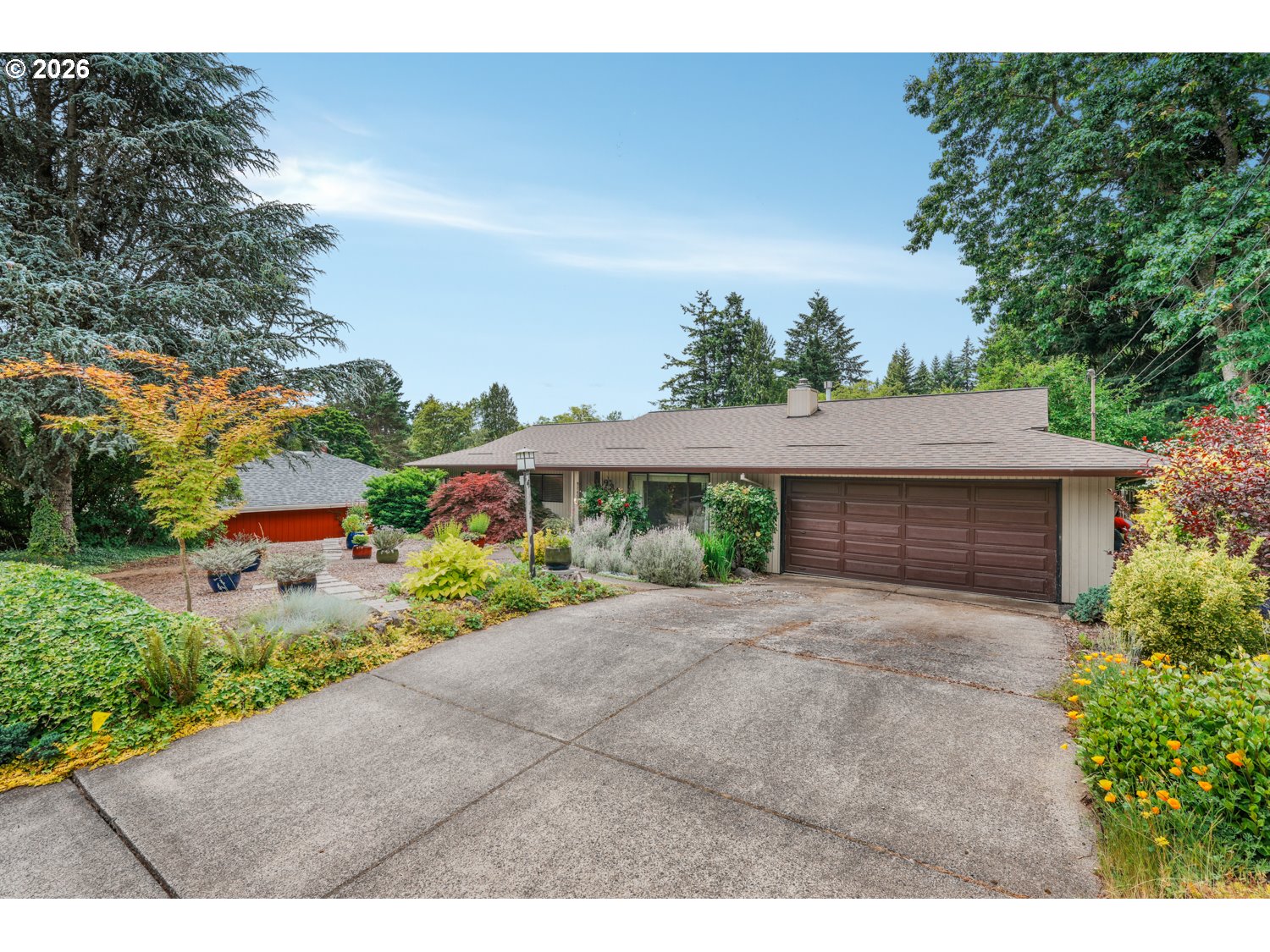property viewer photo 25