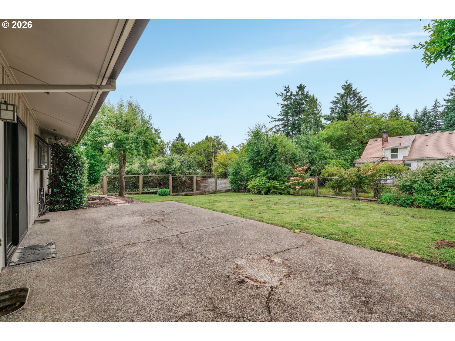 property viewer photo 27