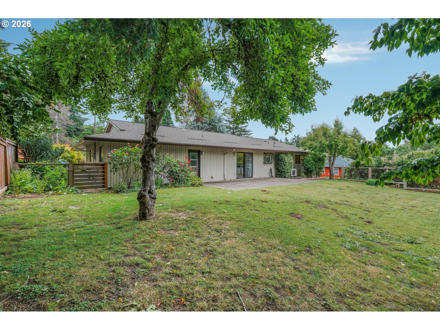 property viewer photo 28