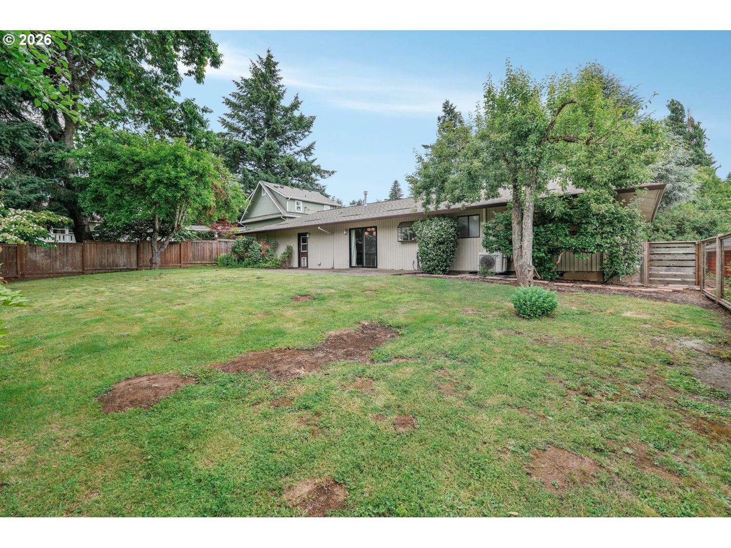 property viewer photo 30