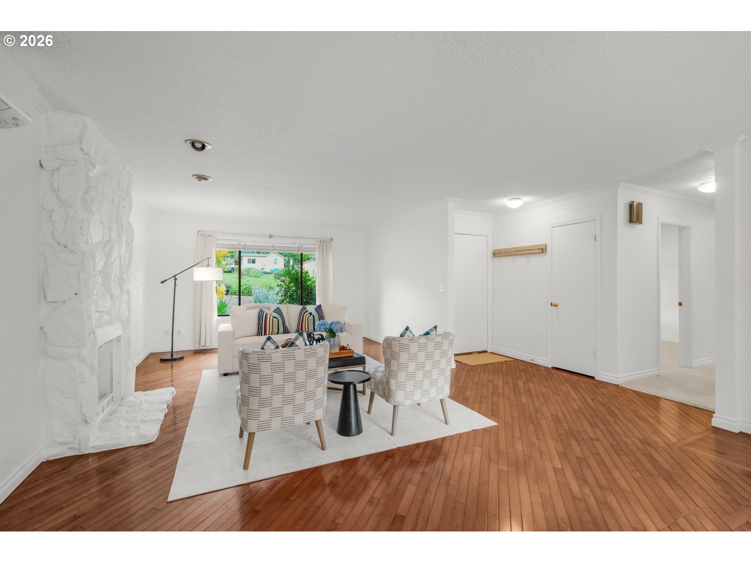 property viewer photo 7