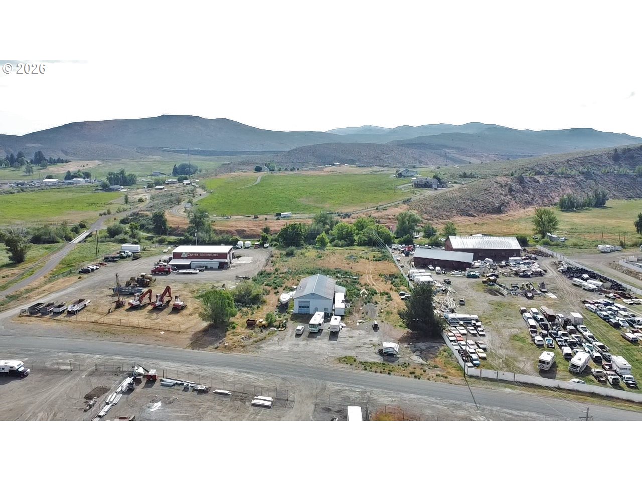 main property photo 10