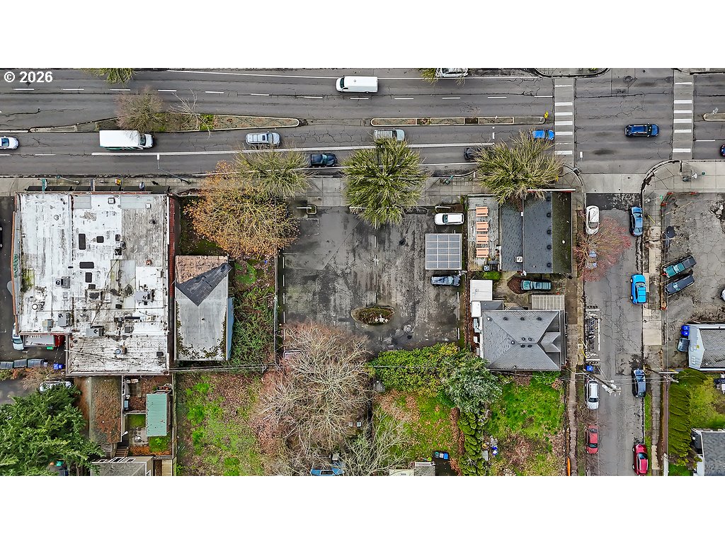 main property photo 16