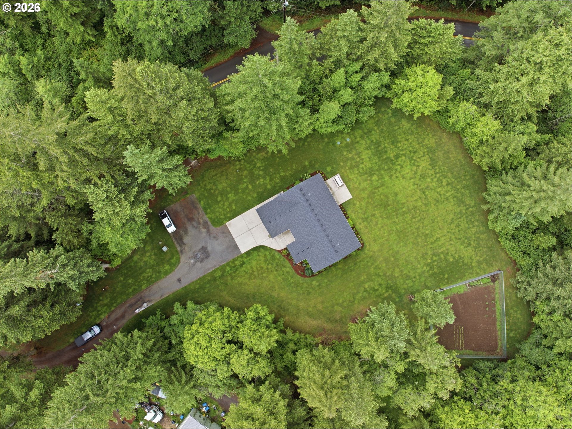 main property photo 35