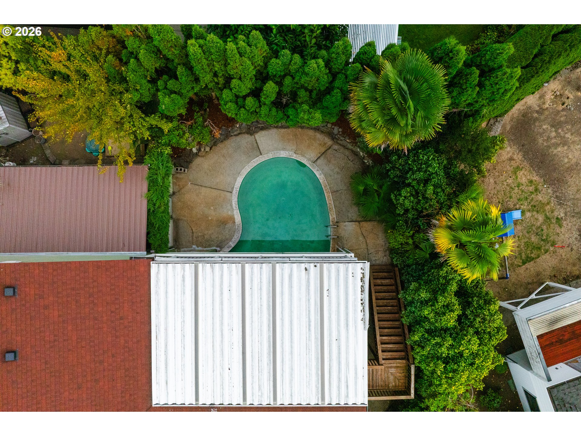 main property photo 45