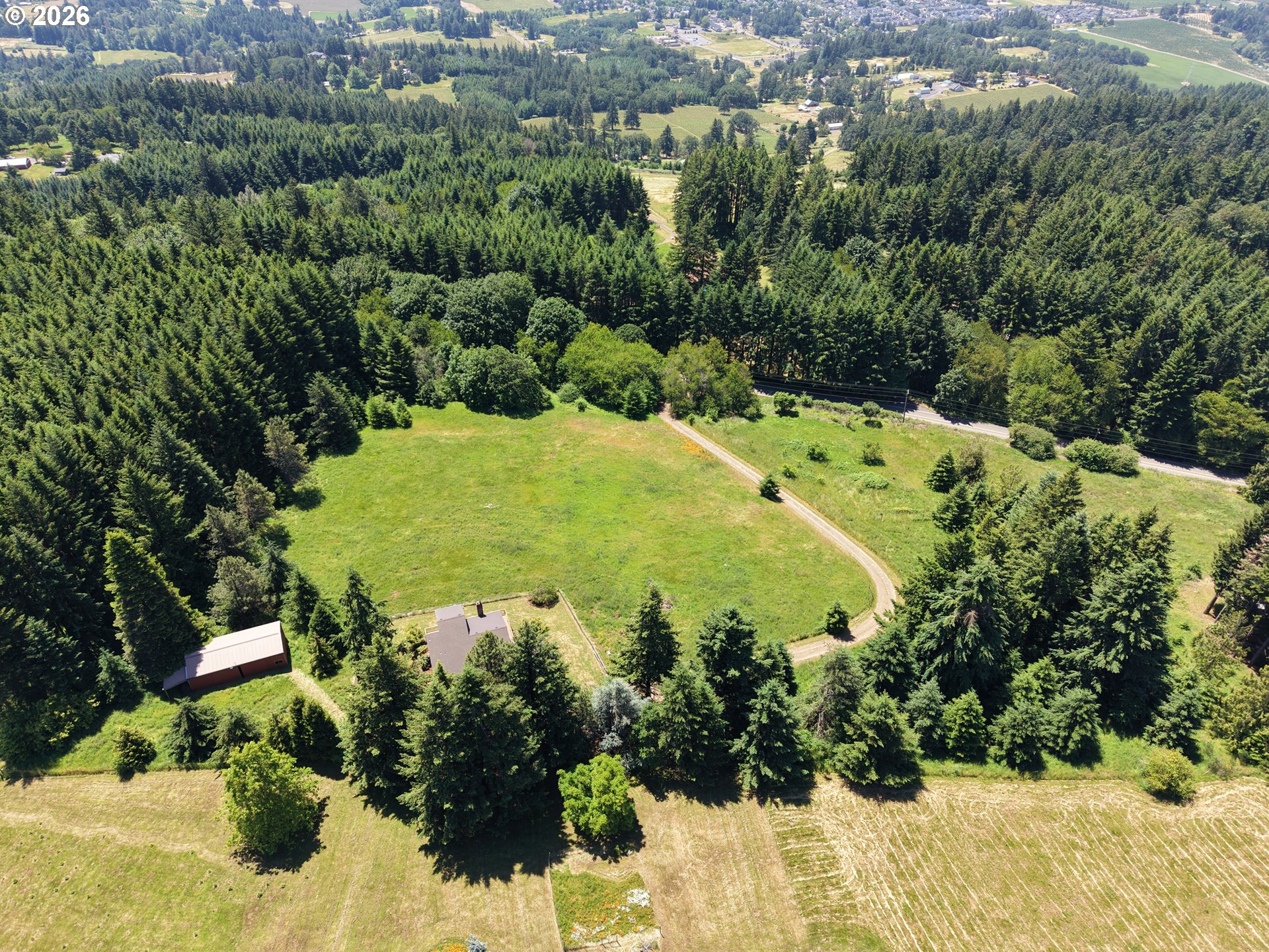 main property photo 32