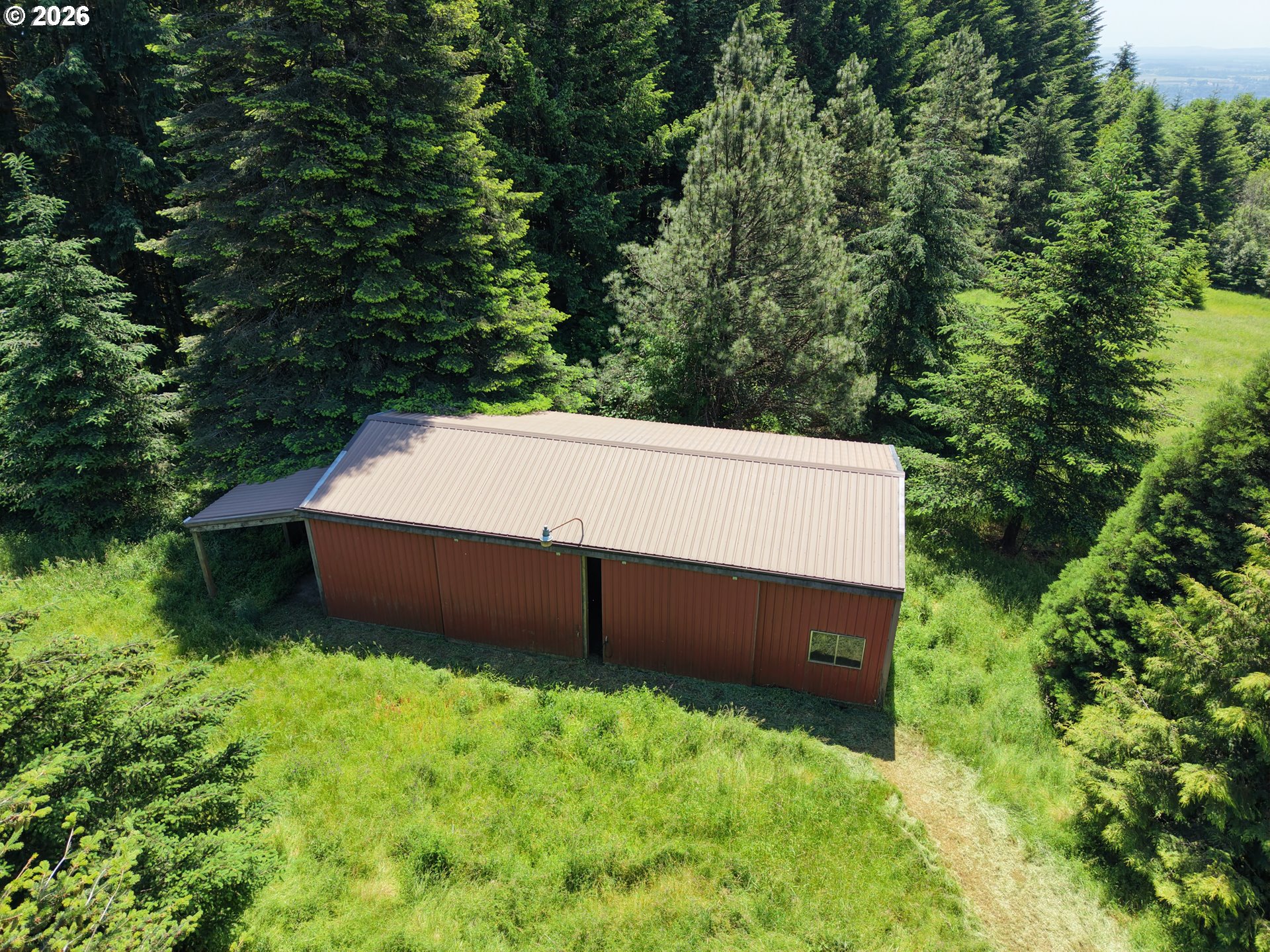 main property photo 36