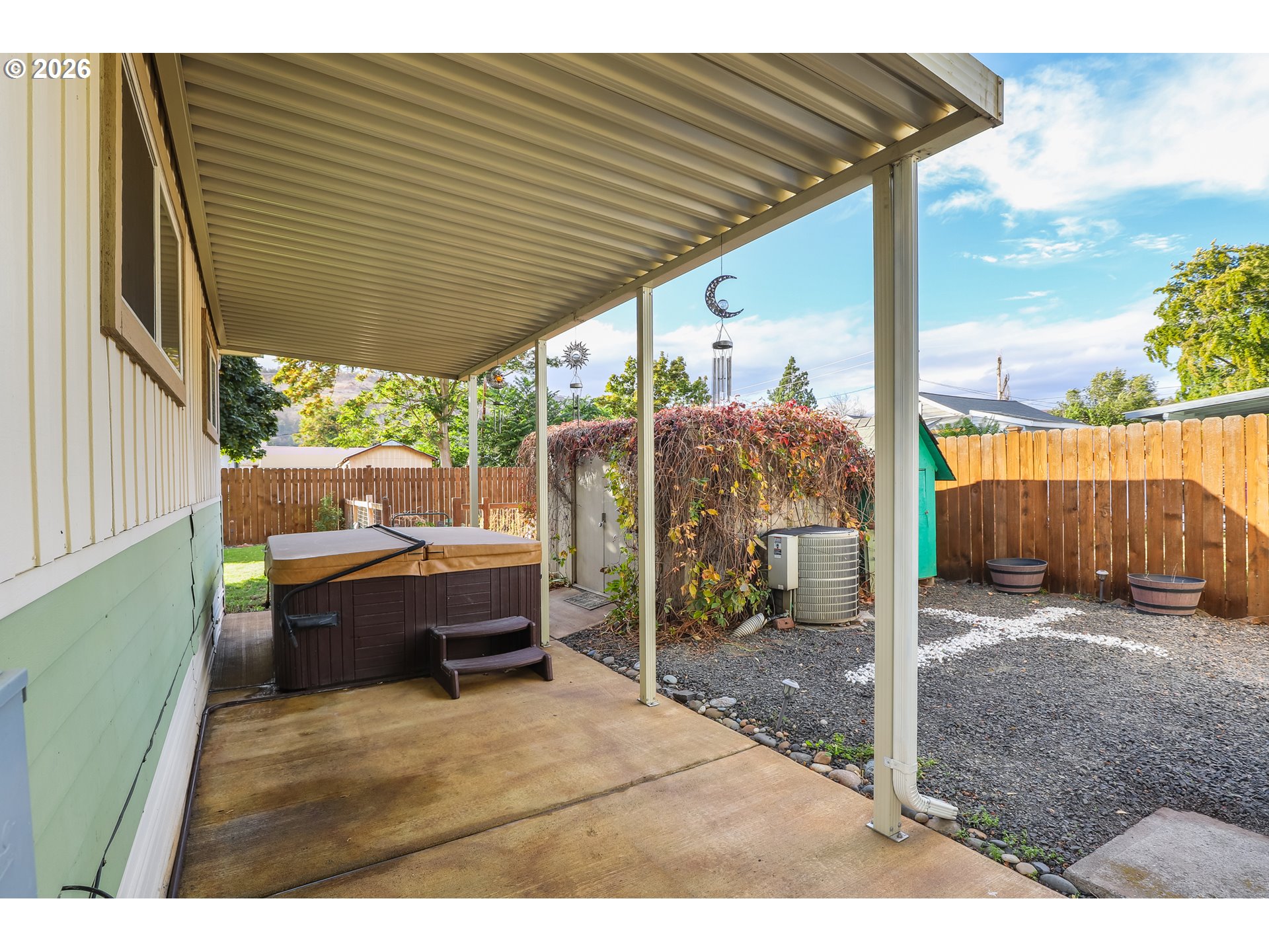 main property photo 31