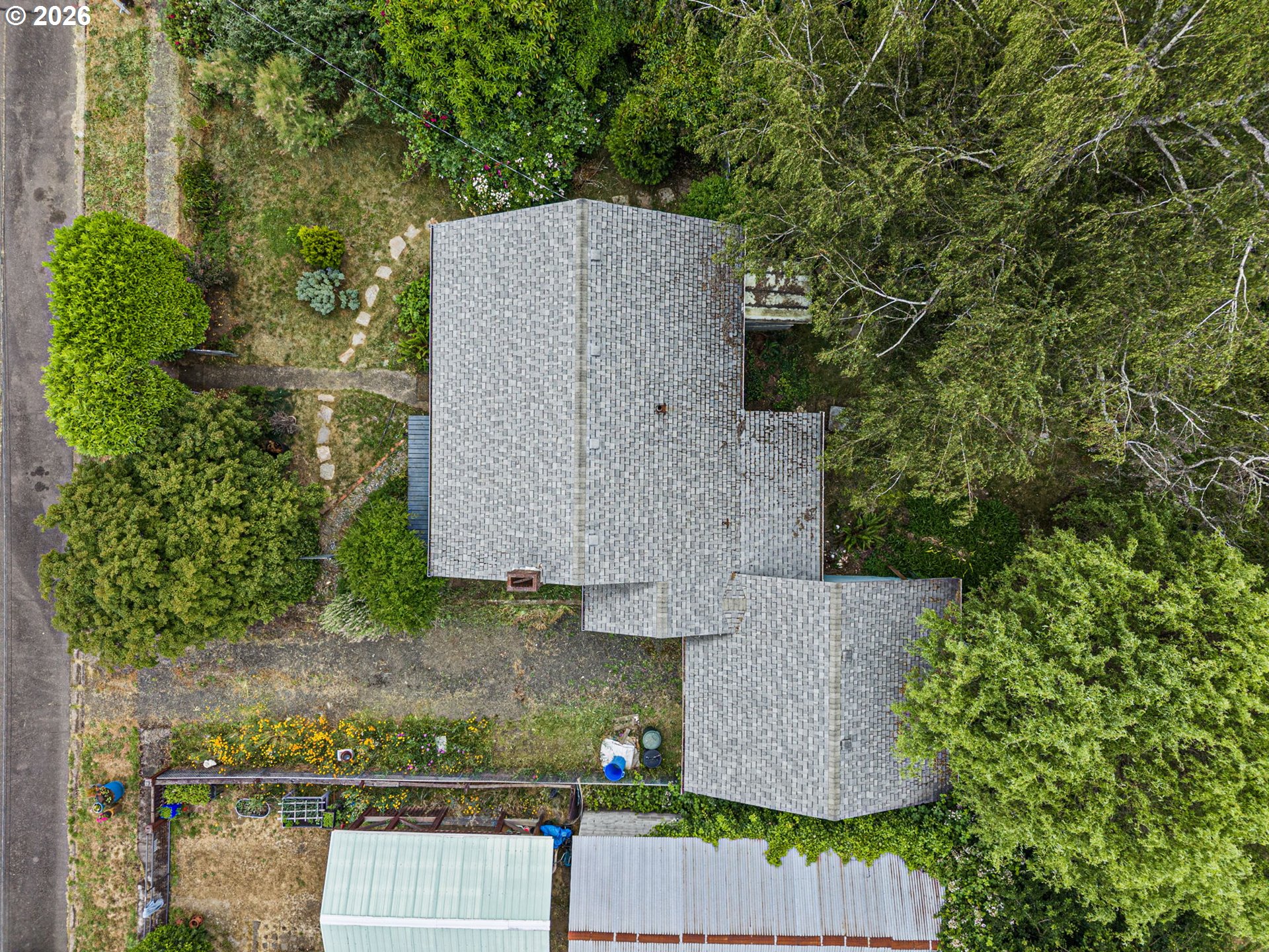 main property photo 45
