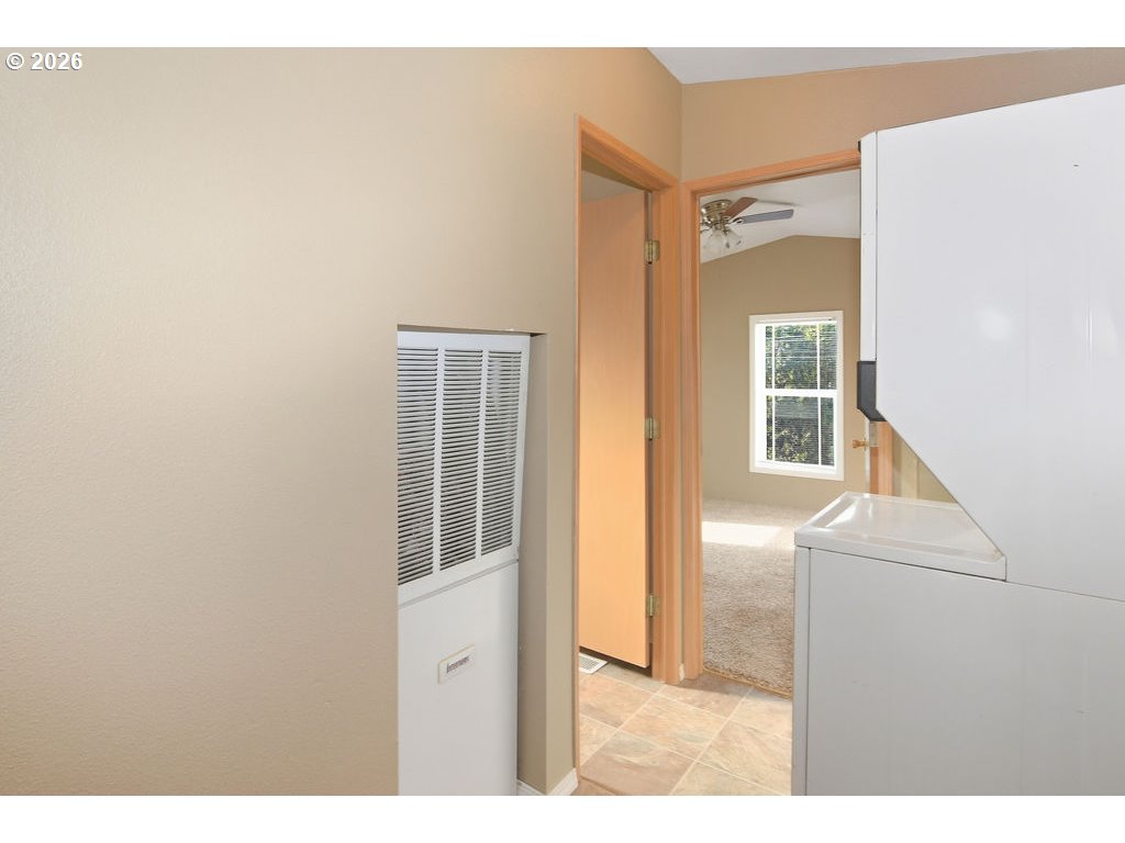 property viewer photo 17