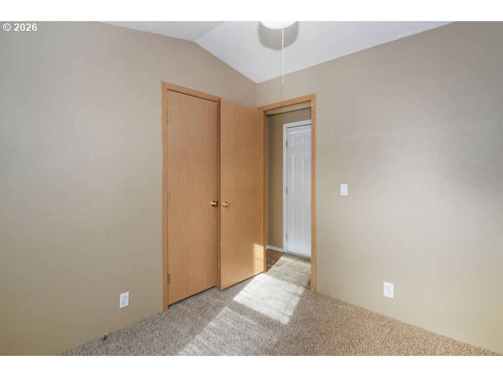property viewer photo 21