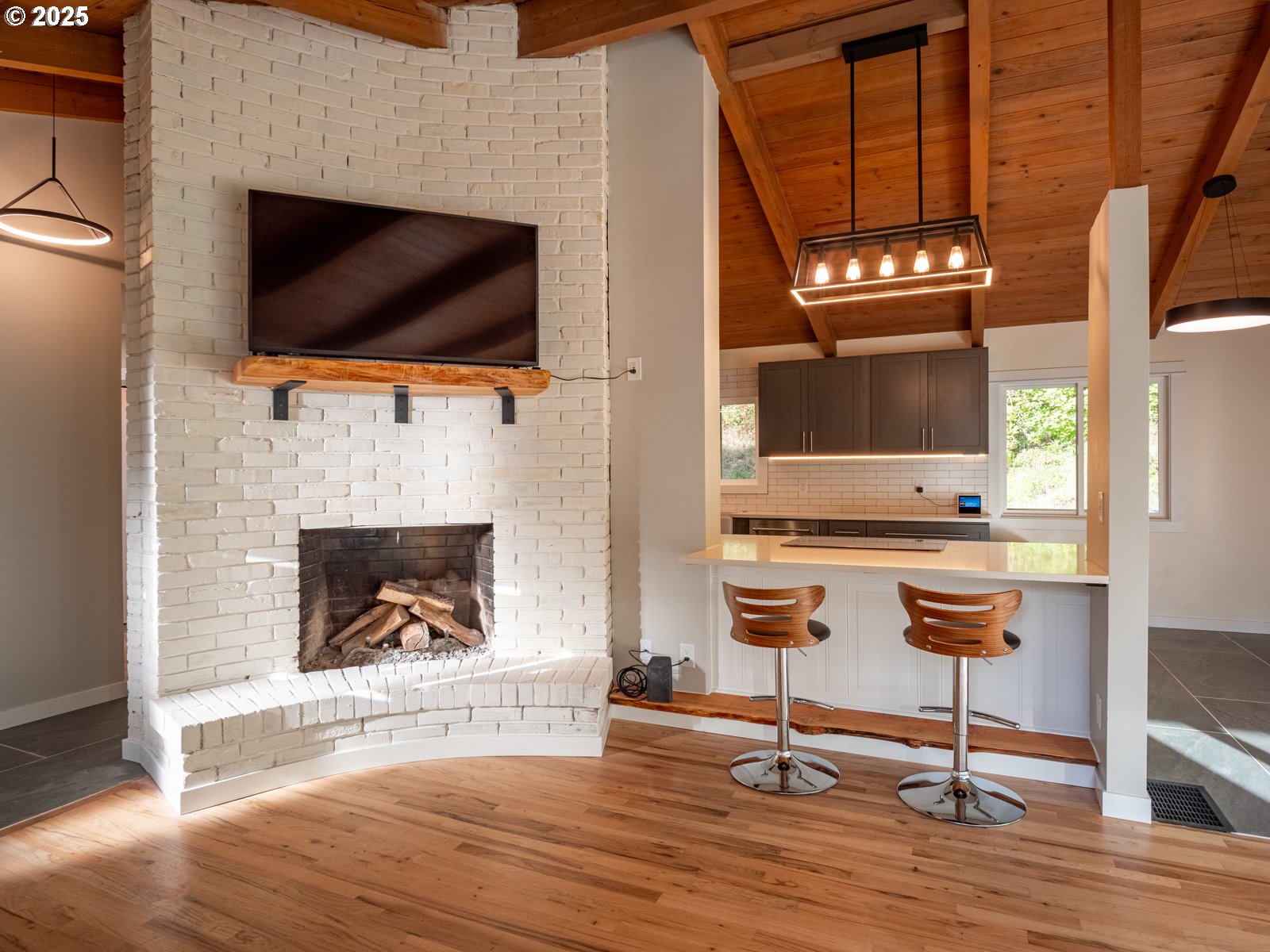 property viewer photo 13