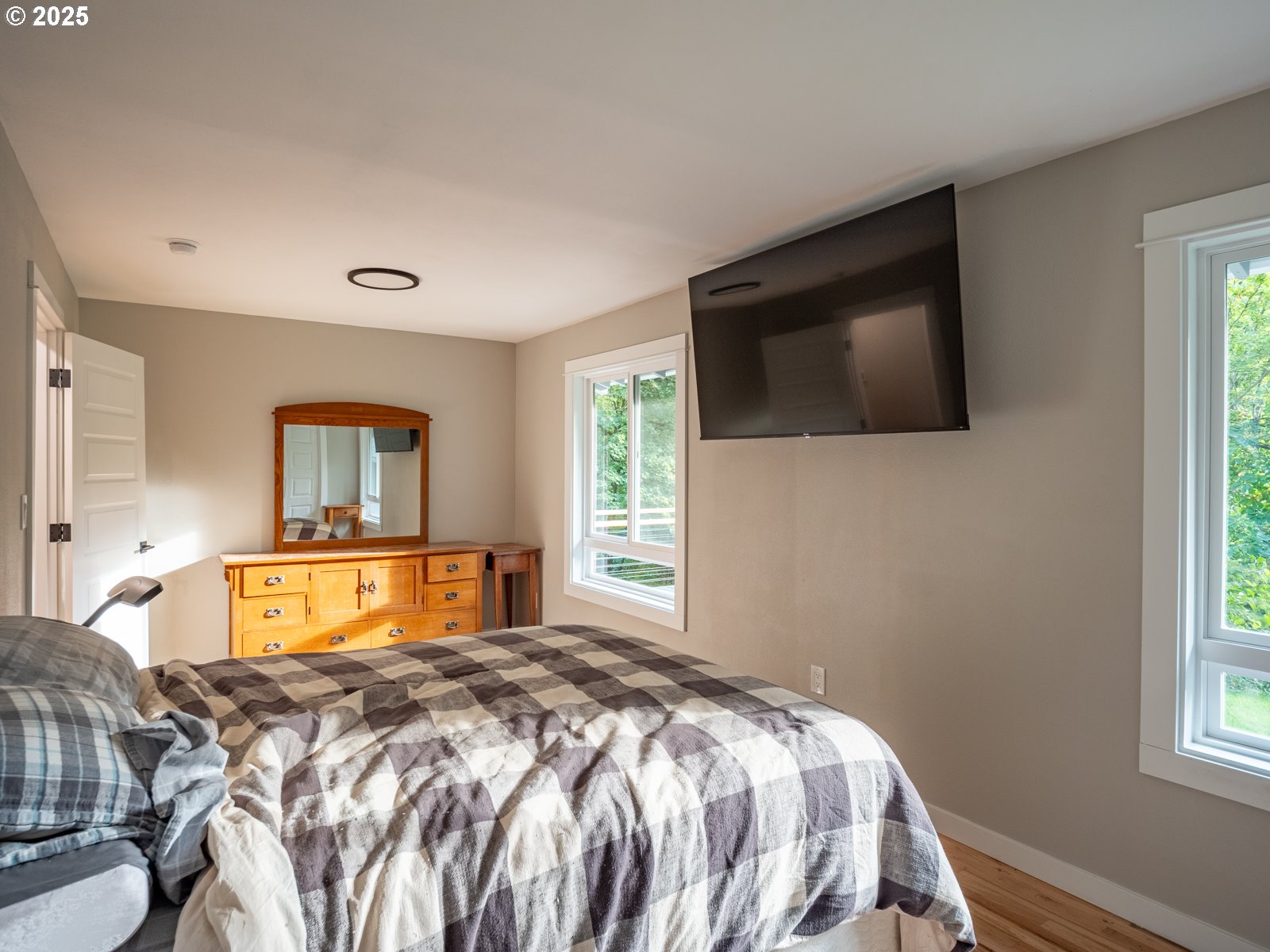 property viewer photo 17
