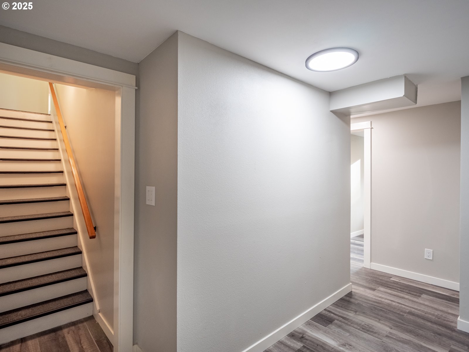 property viewer photo 23