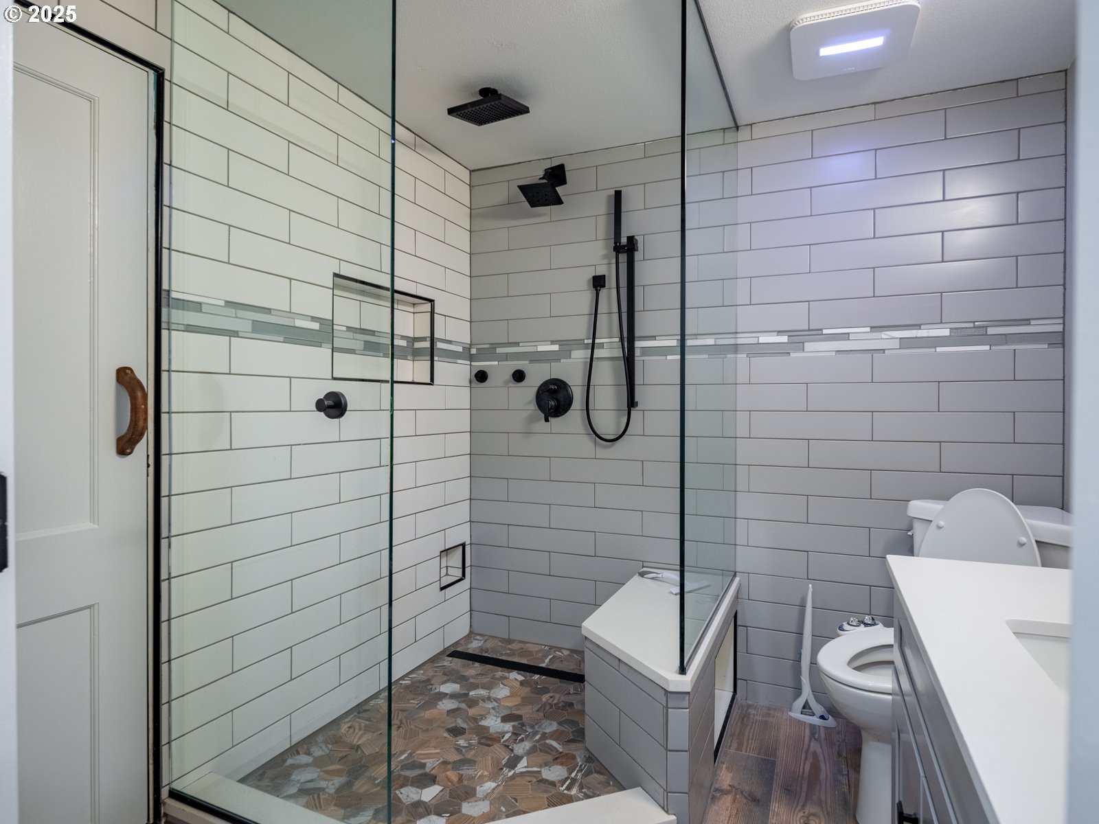 property viewer photo 28