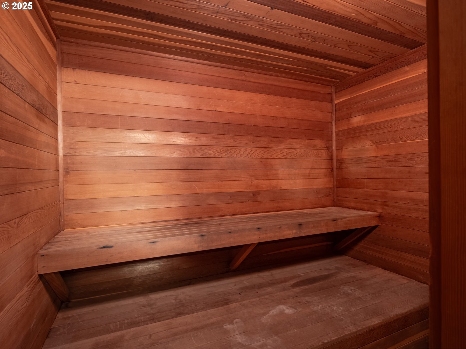 property viewer photo 29