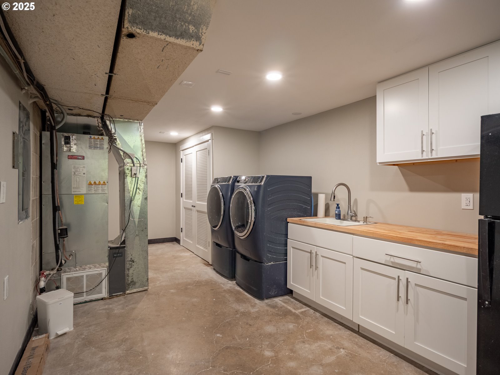 property viewer photo 32