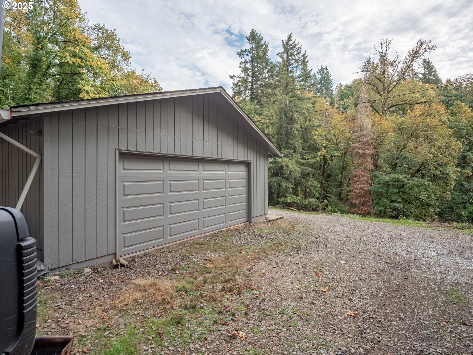 property viewer photo 7