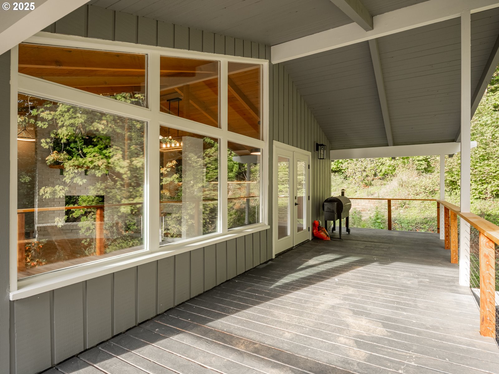 property viewer photo 8