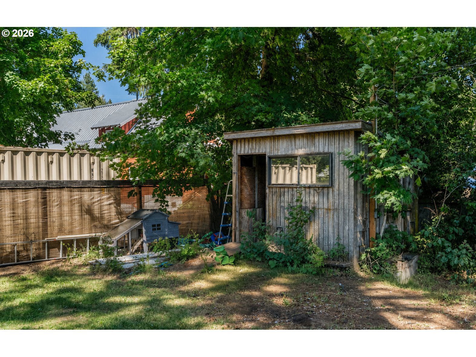 main property photo 38