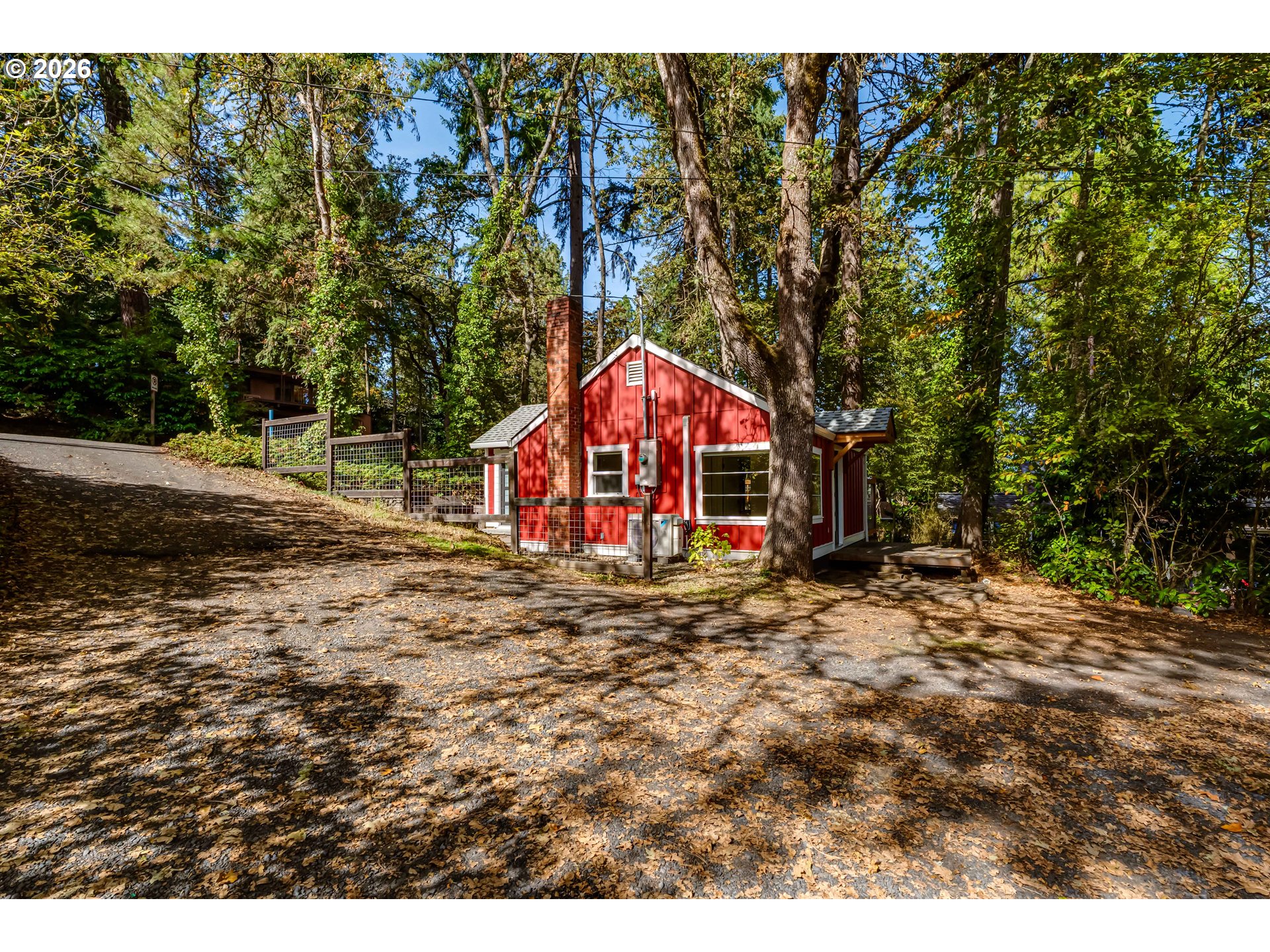 main property photo 40