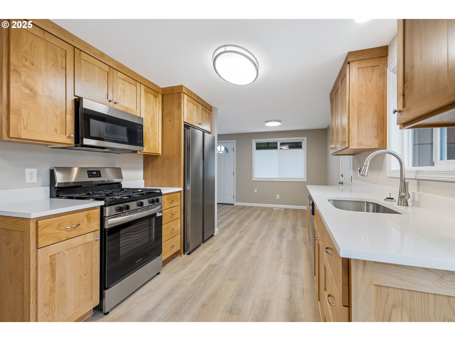 property viewer photo 11