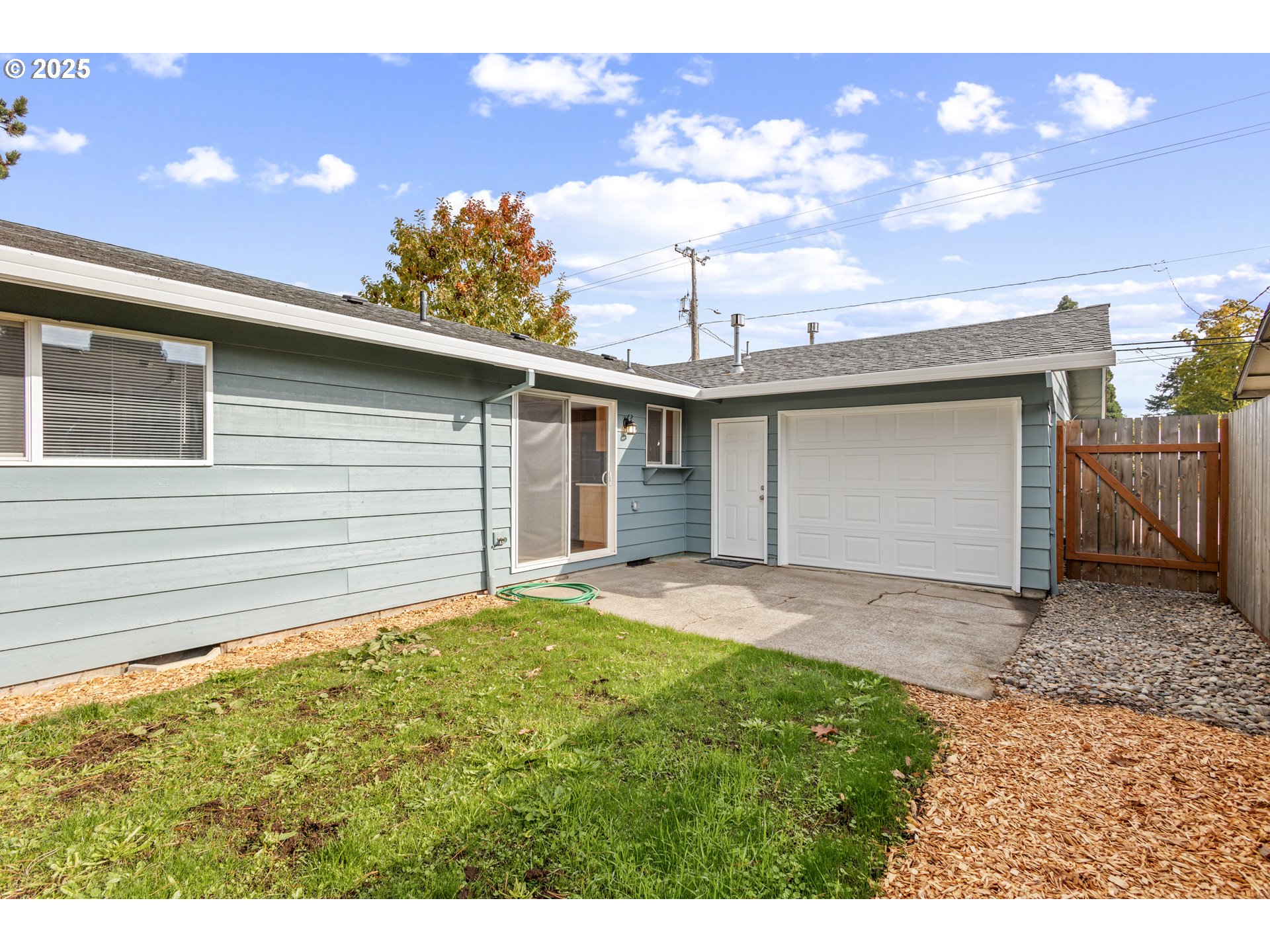 property viewer photo 3