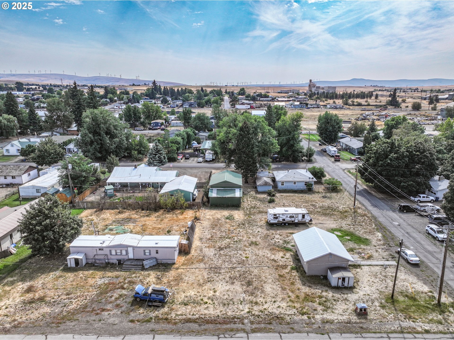 main property photo 6