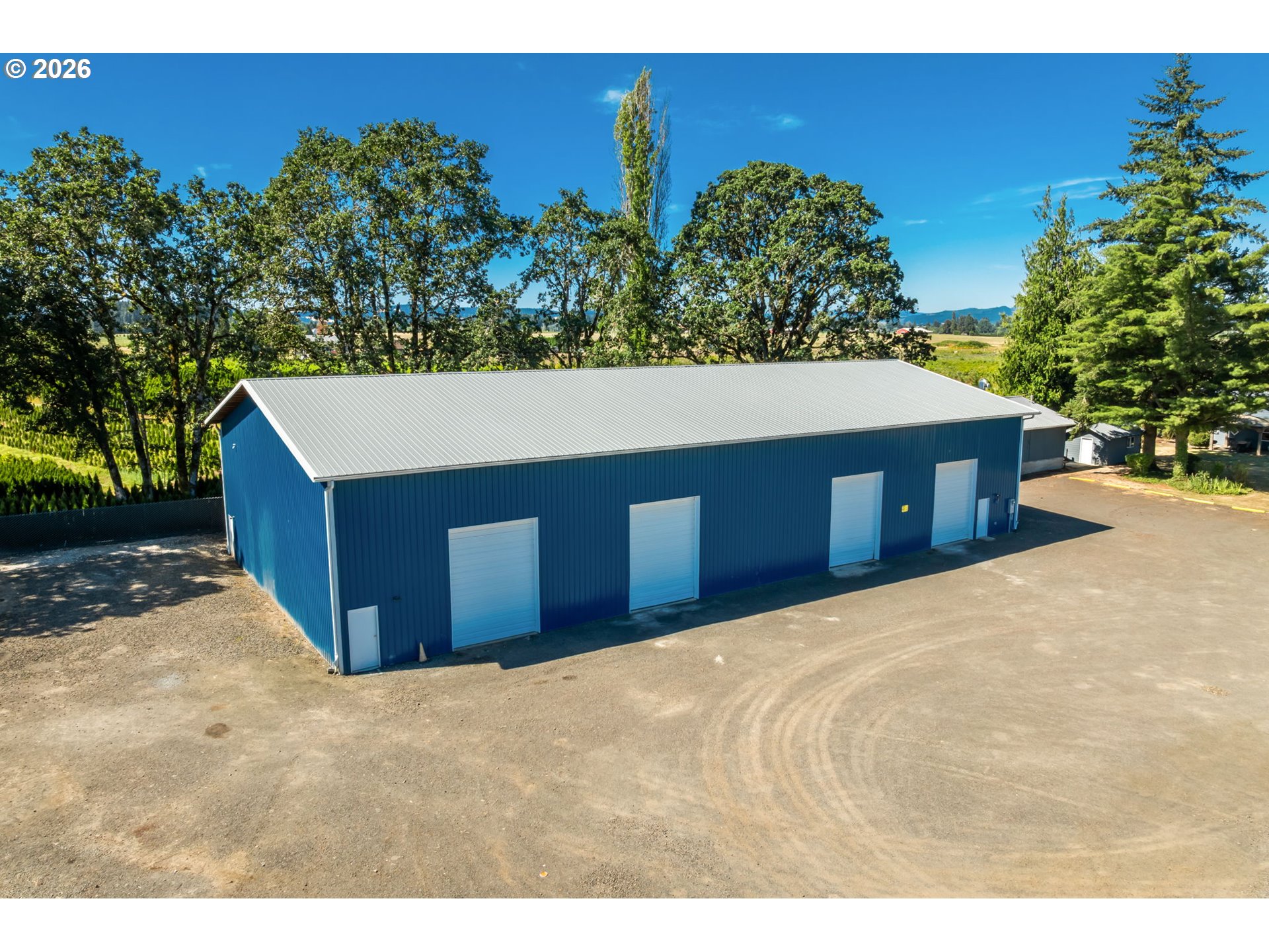 main property photo 32
