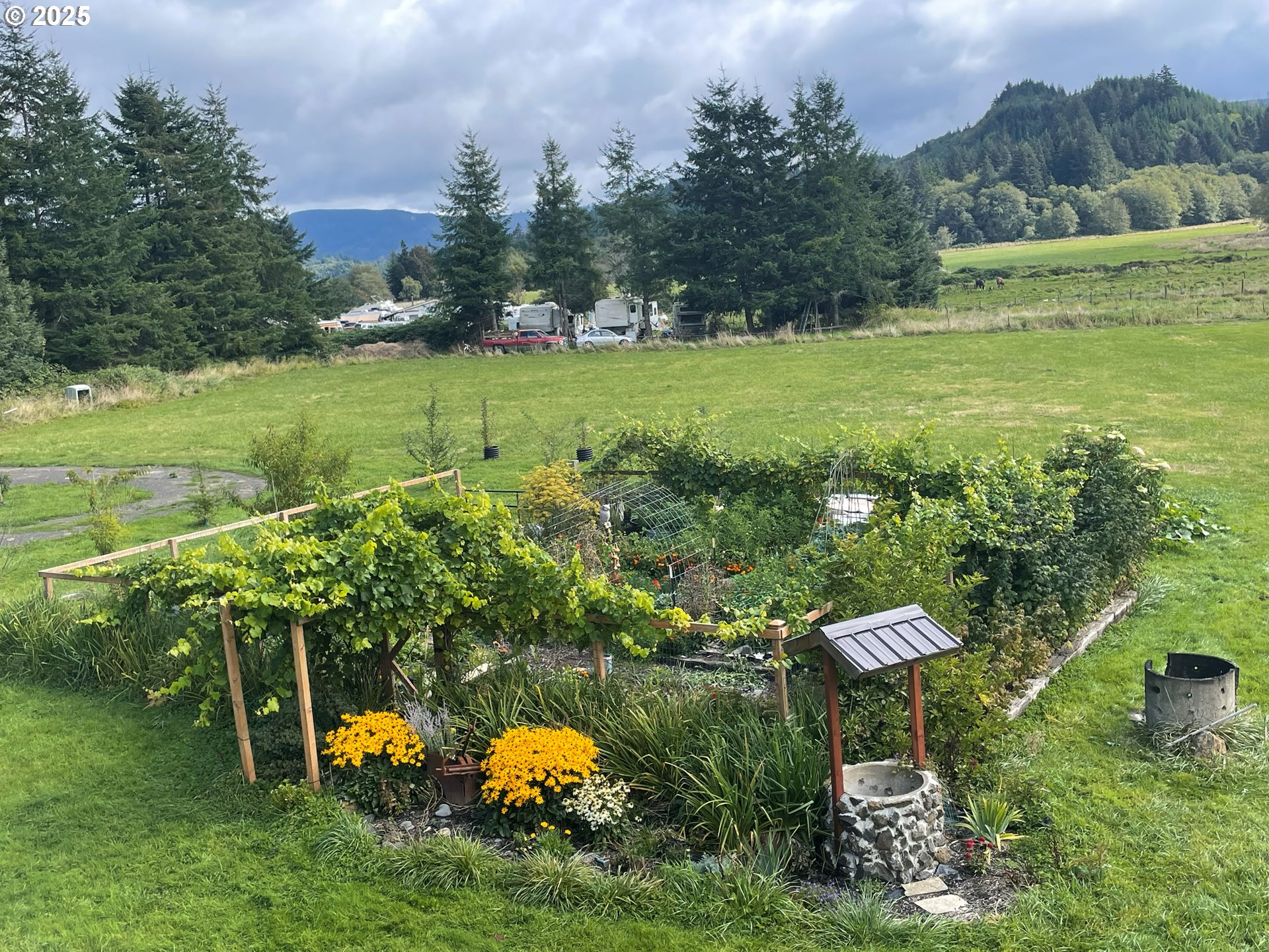 main property photo 29
