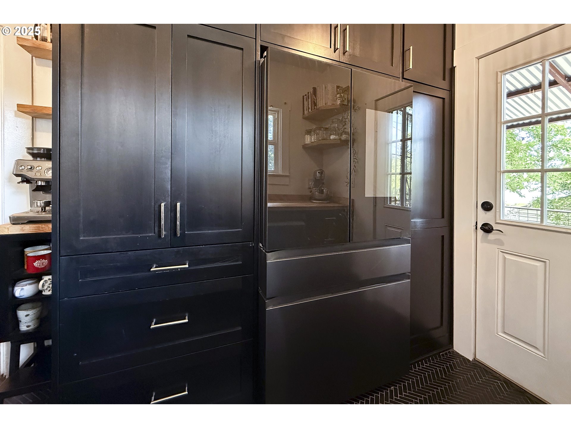 property viewer photo 13