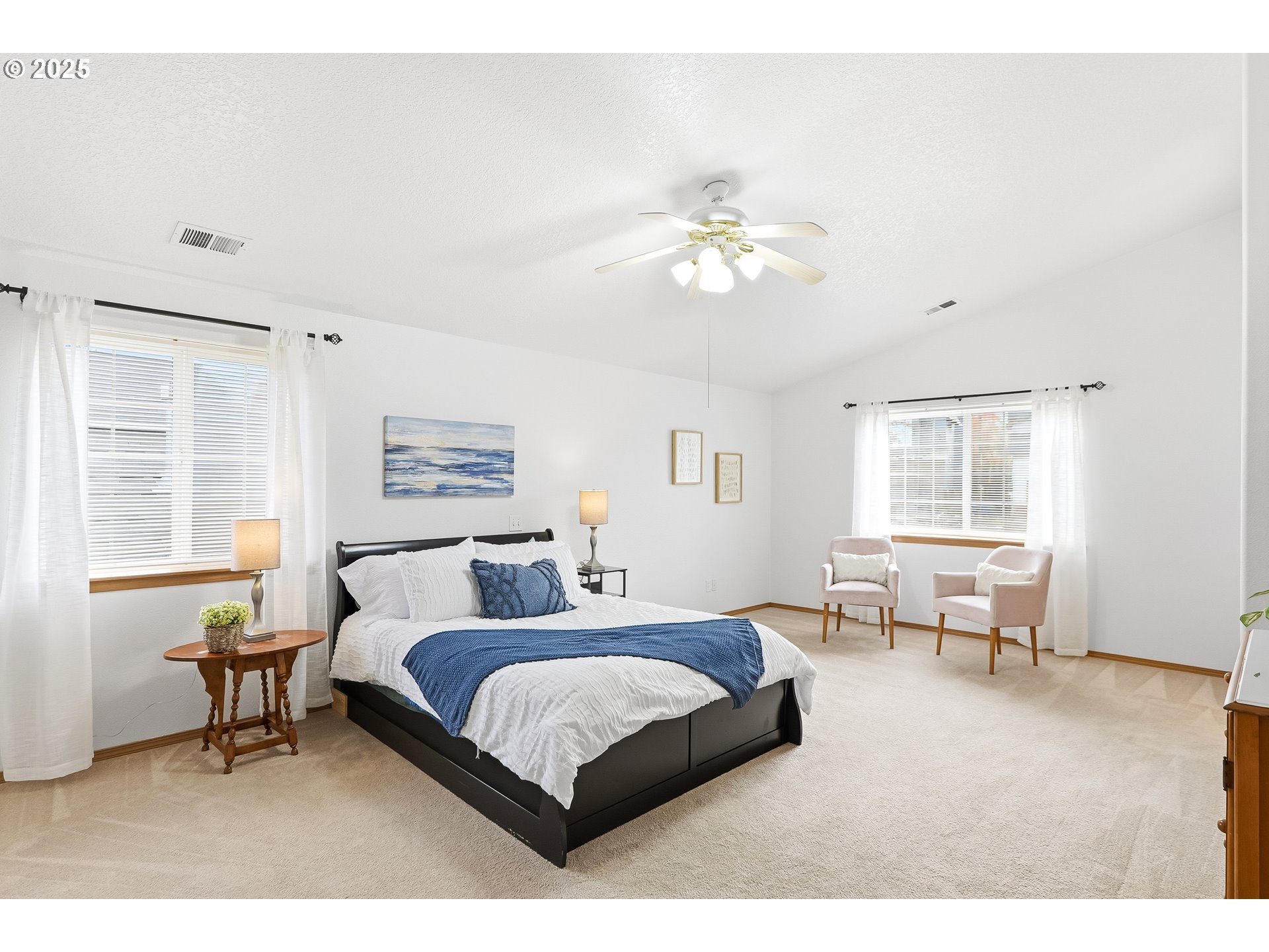 property viewer photo 12