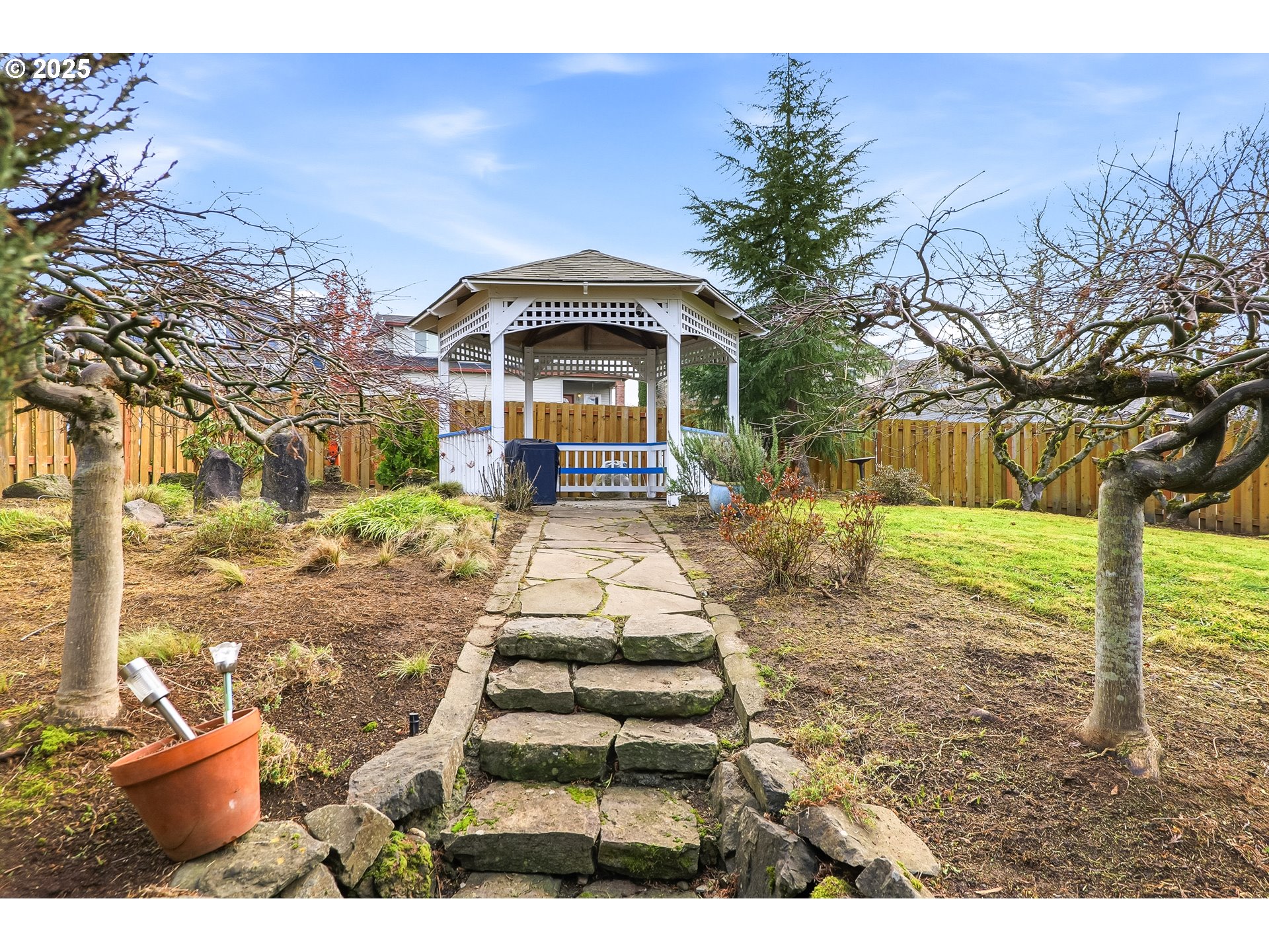 property viewer photo 22