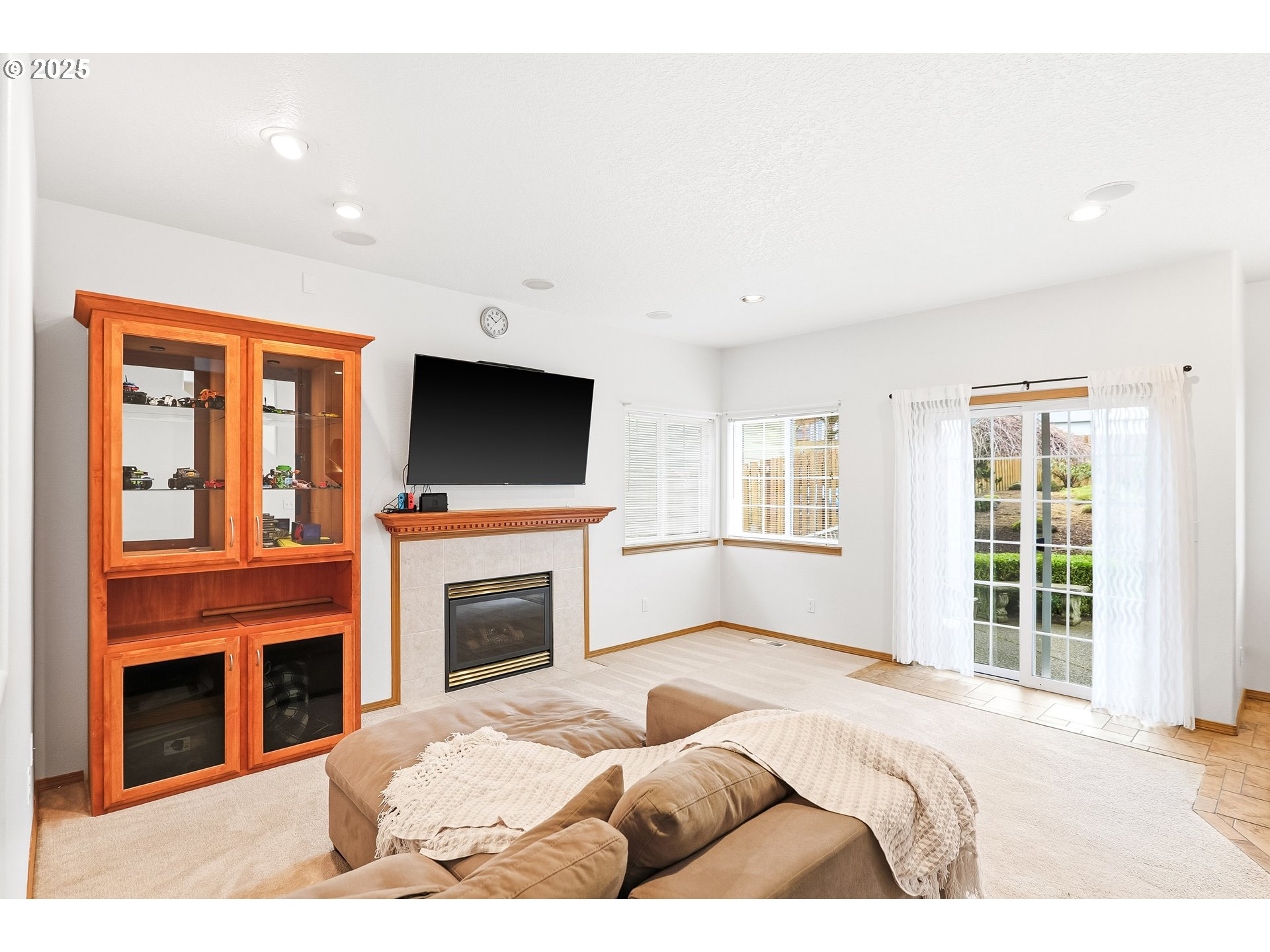 property viewer photo 8