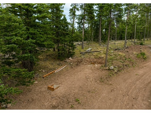 main property photo 11