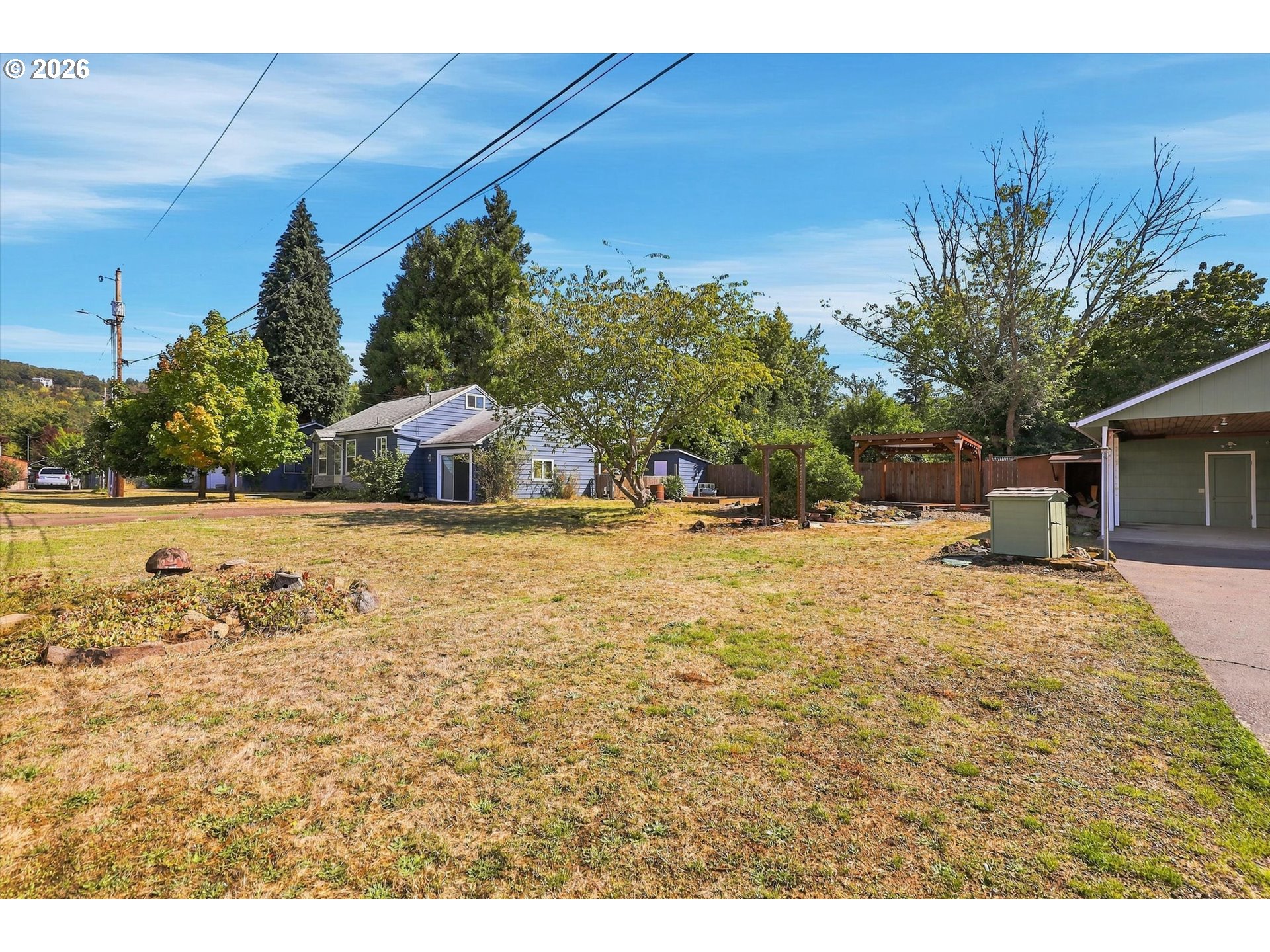 main property photo 29