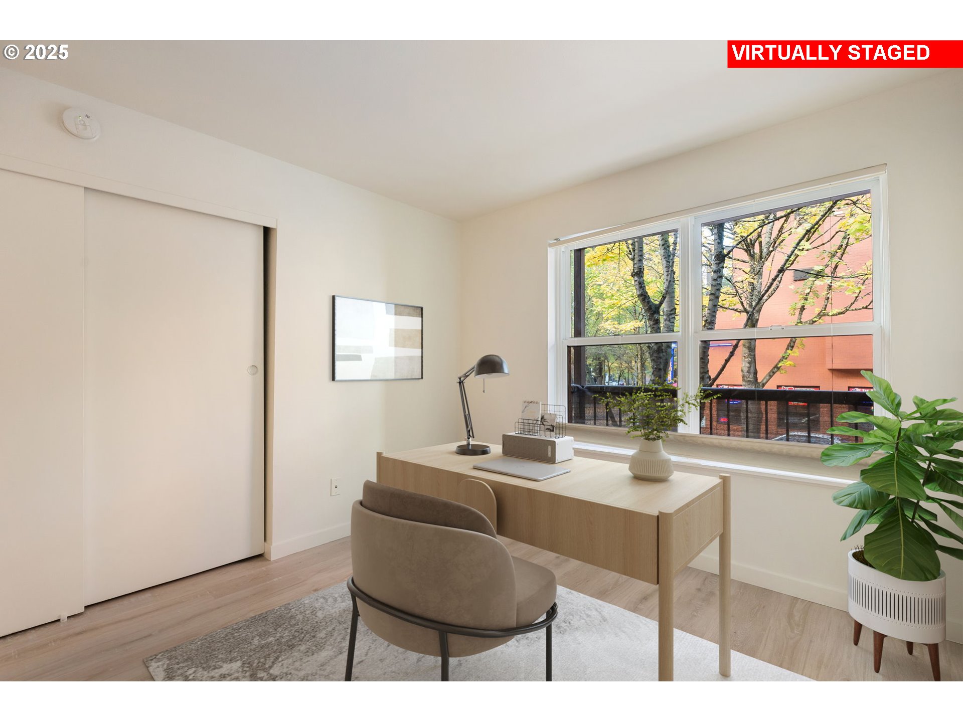 property viewer photo 17