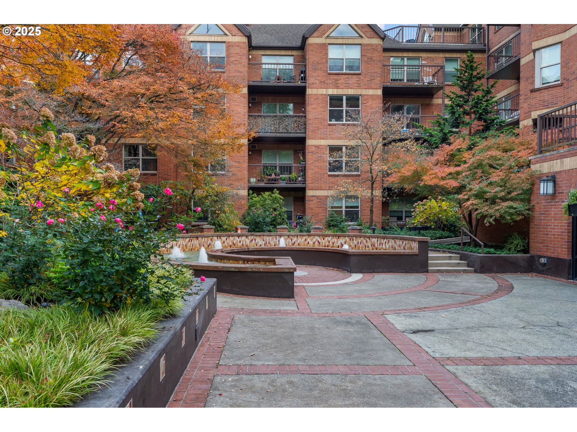 property viewer photo 20