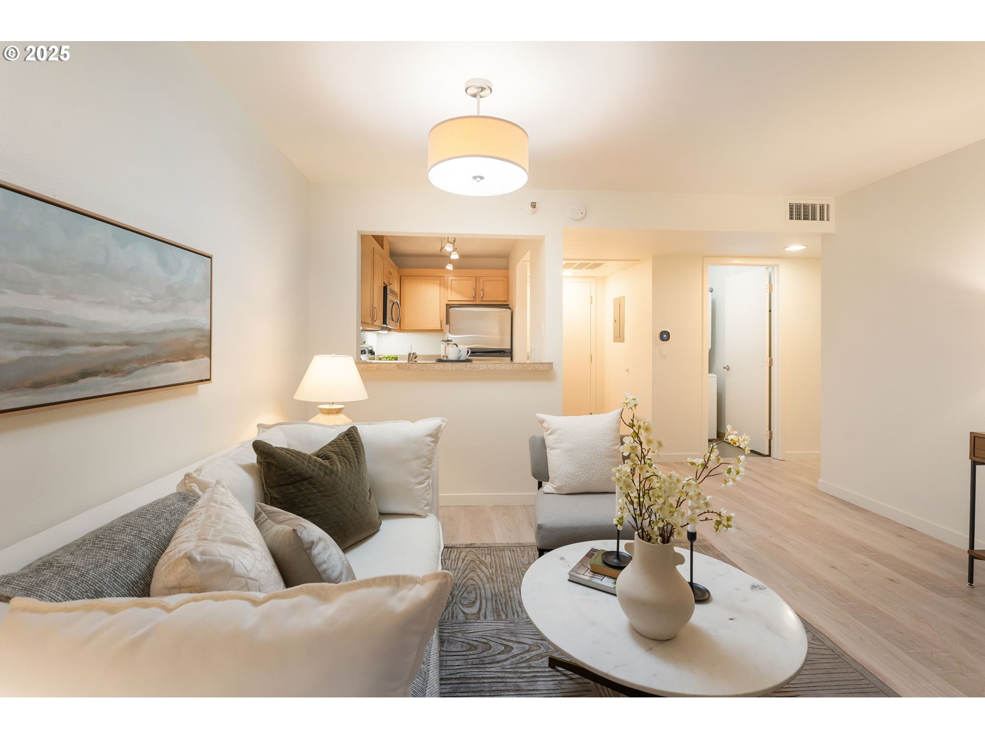 property viewer photo 5