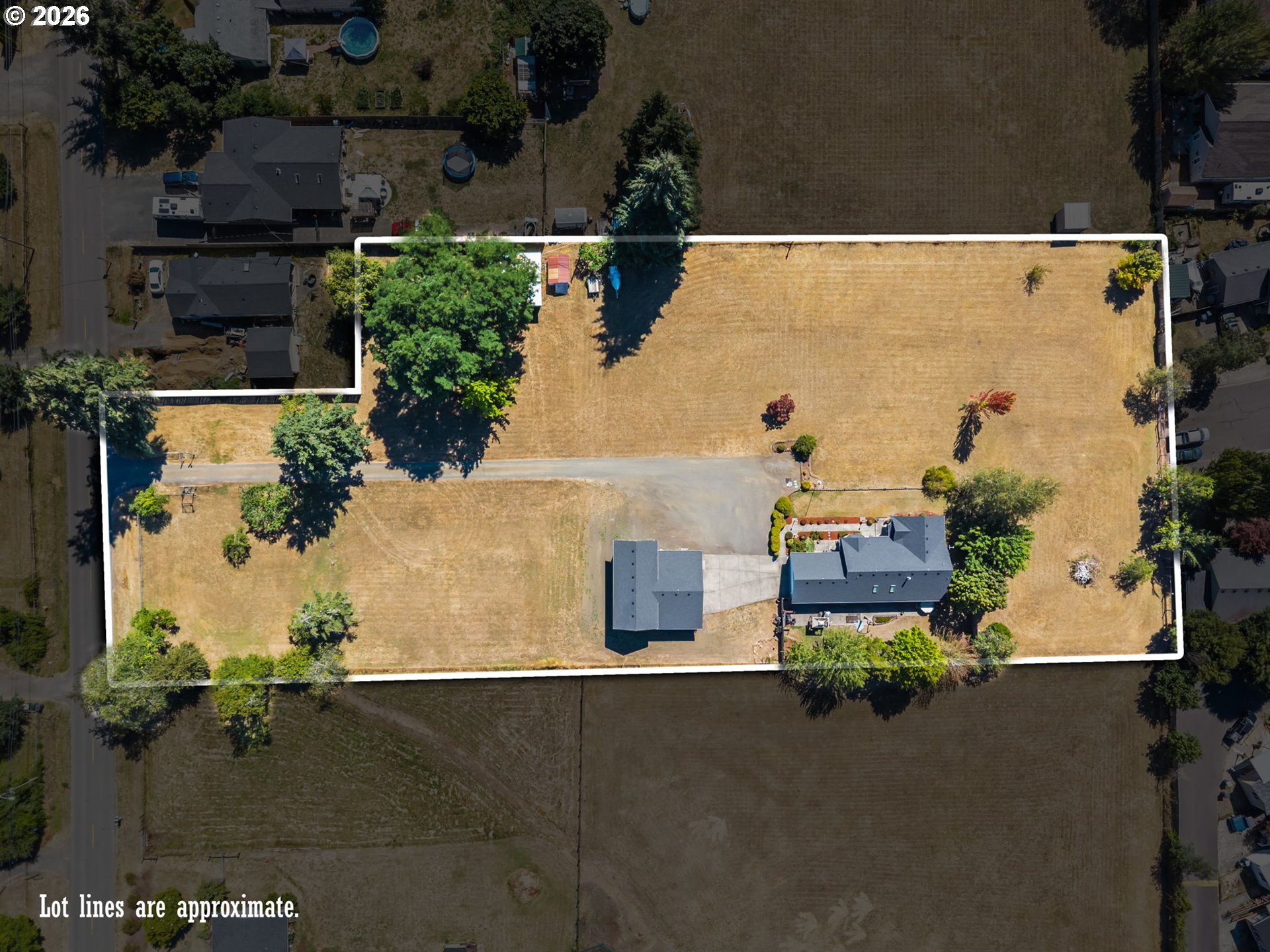 main property photo 32