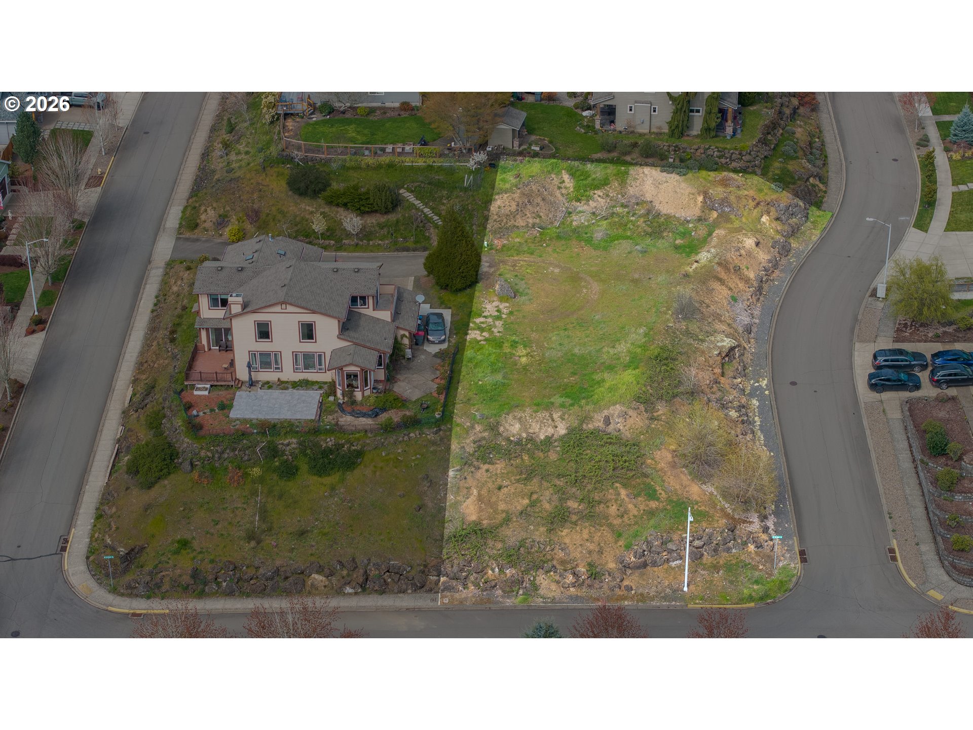 main property photo 34