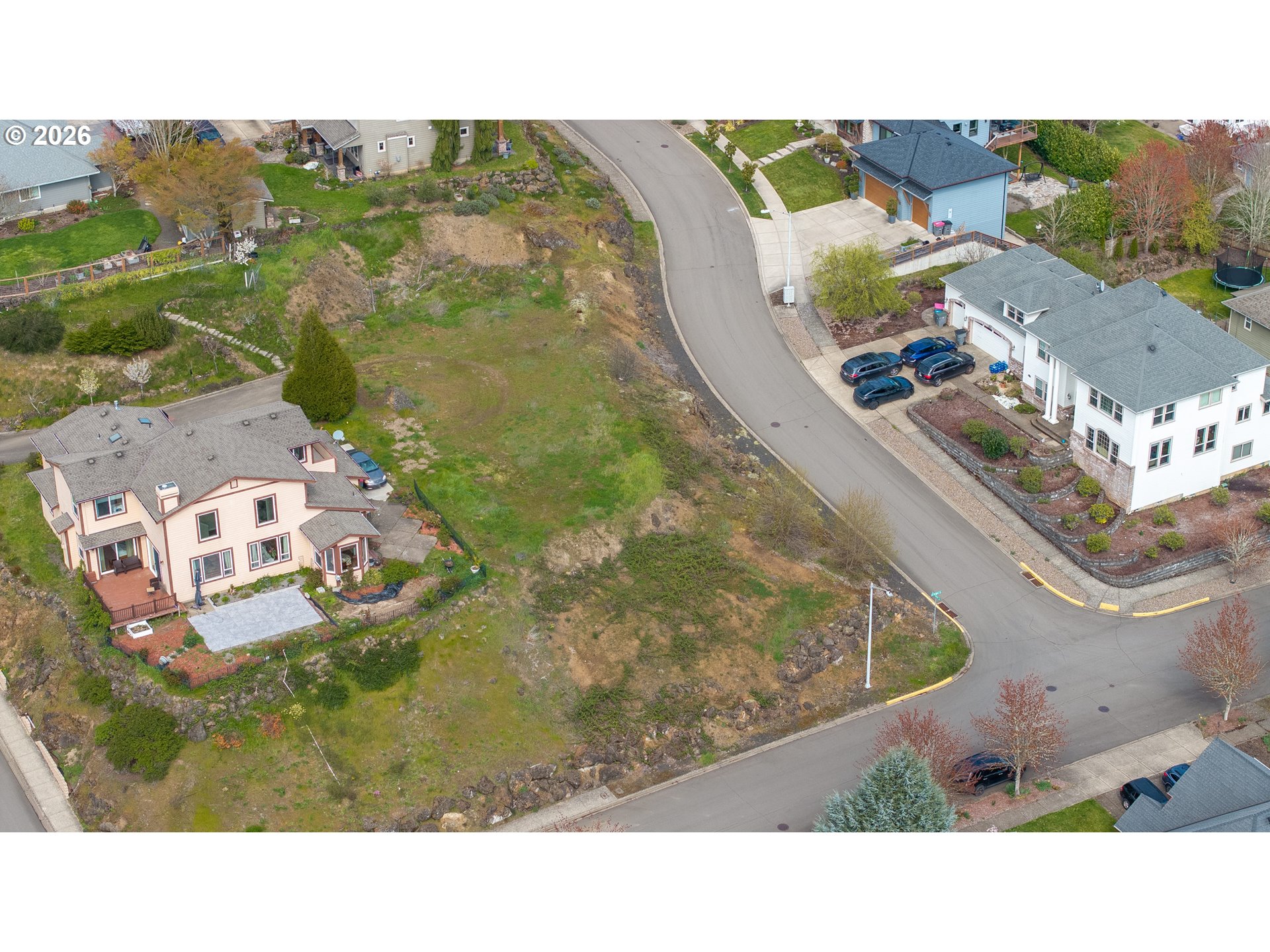 main property photo 6